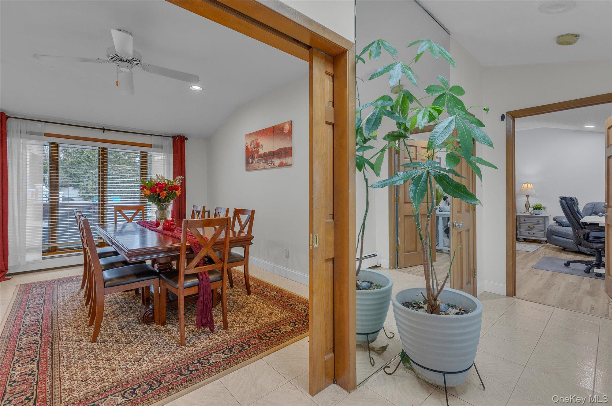 #4 photo, 9 Lauren Avenue, सफ़ोक काउंटी Dix Hills , NY 11746