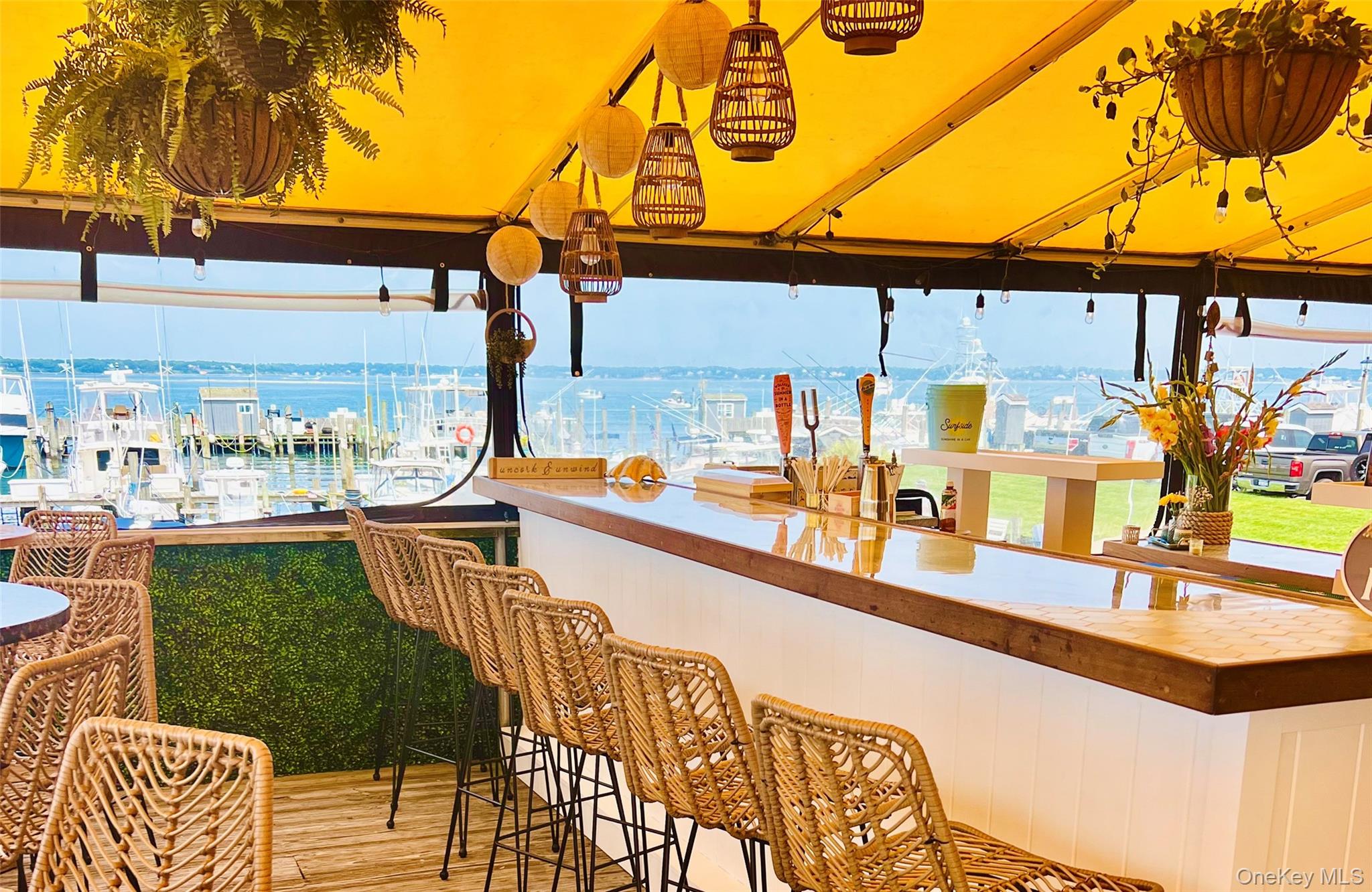 #10 photo, 369 Dune Road, সাফোক কাউন্টি Hampton Bays , NY 11946