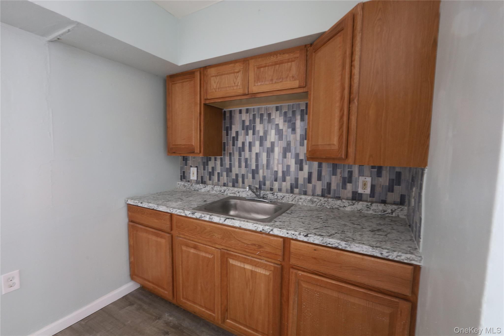 #2 photo, 22 Virginia Avenue, নাসাউ কাউন্টি Hempstead , NY 11550