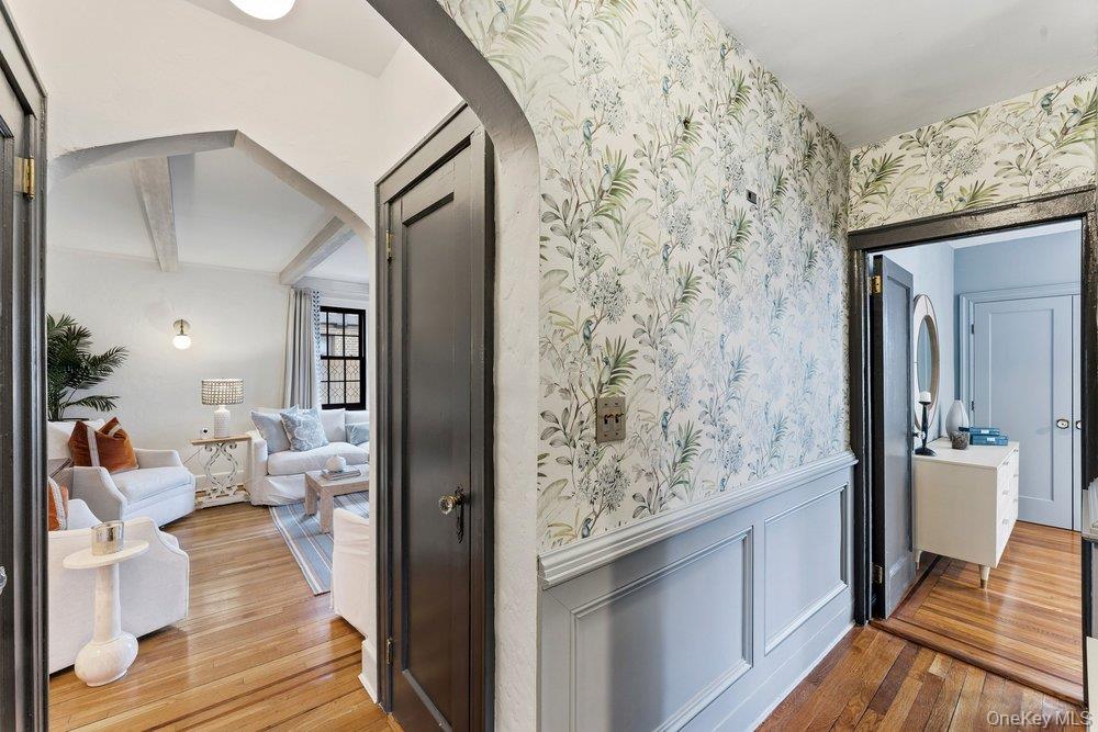 #12 photo, 35-05 167th Street, फ्लशिंग Flushing , NY 11358