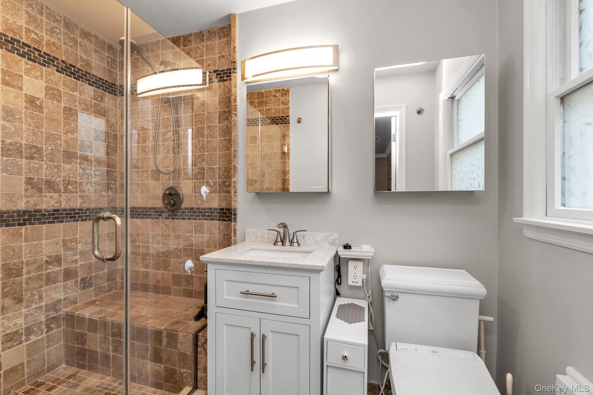 #15 photo, 64 Bankside Drive, সাফোক কাউন্টি Centerport , NY 11721