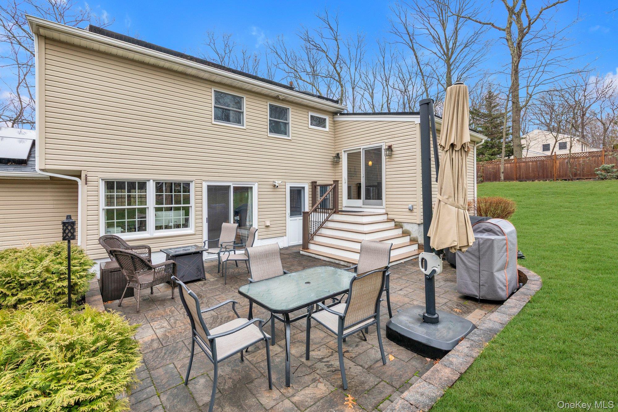 #19 photo, 64 Bankside Drive, সাফোক কাউন্টি Centerport , NY 11721