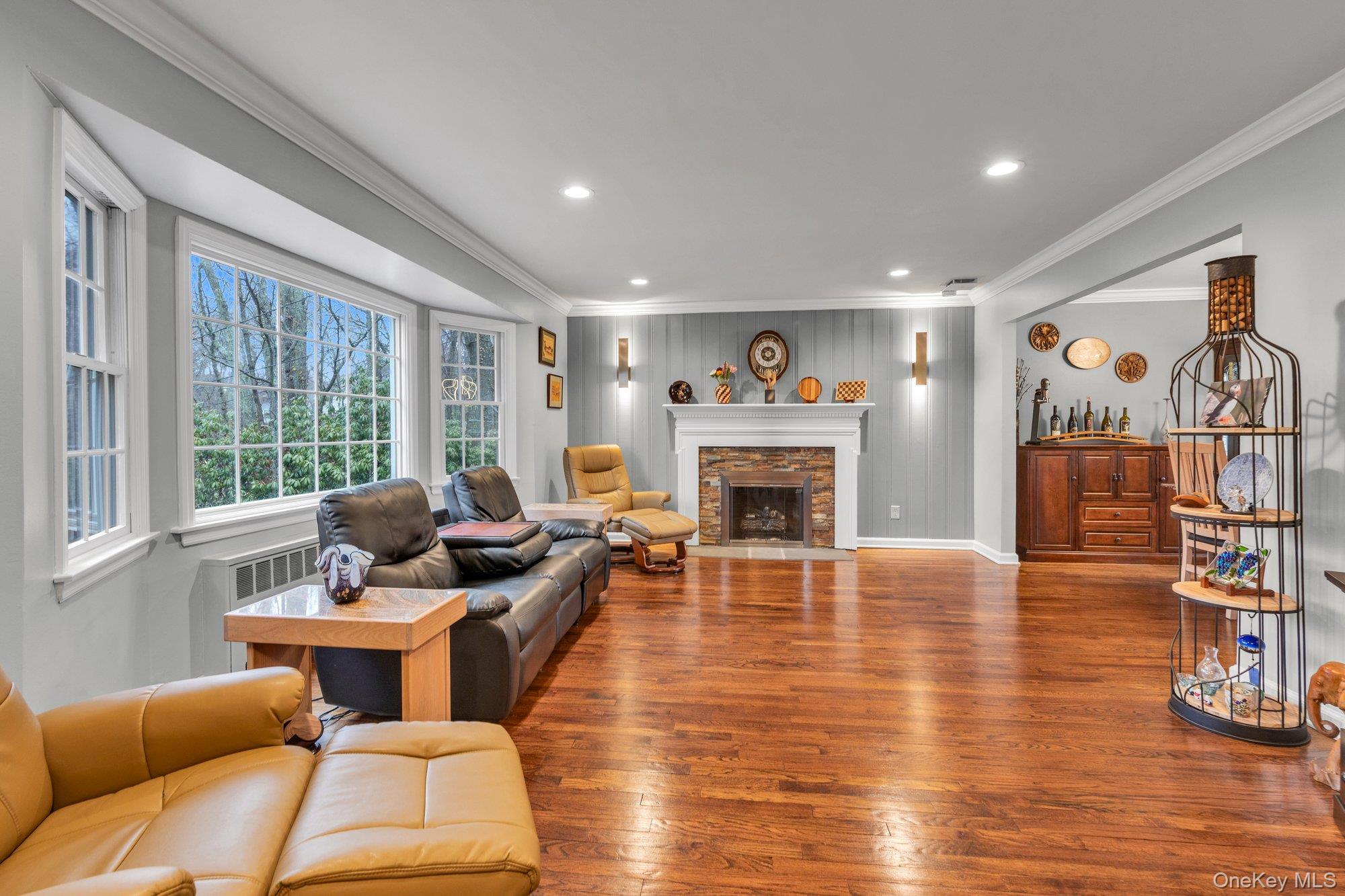 #2 photo, 64 Bankside Drive, সাফোক কাউন্টি Centerport , NY 11721