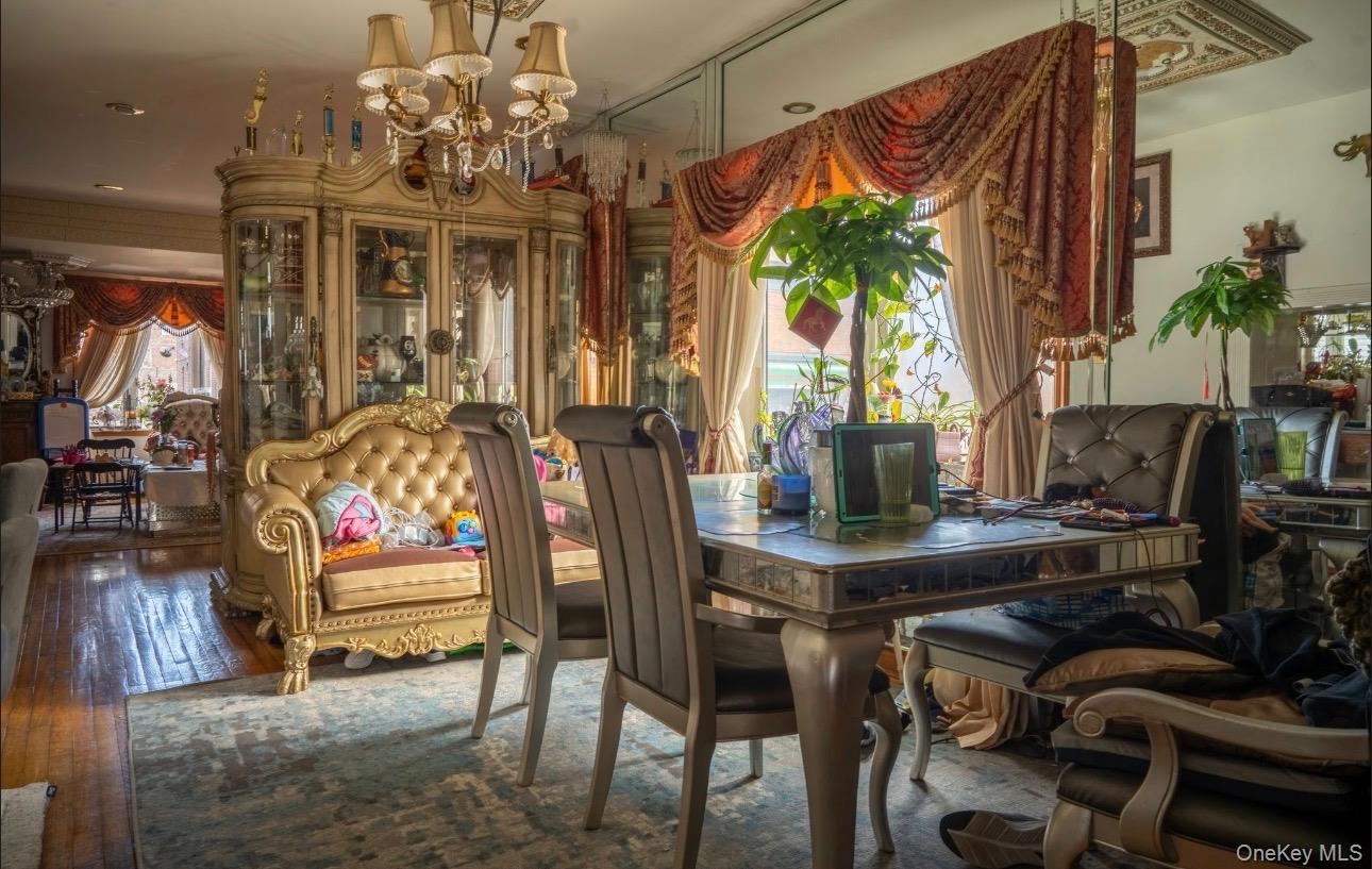 #10 photo, 9728 130th Street, কুইন্‌স Richmond Hill , NY 11419