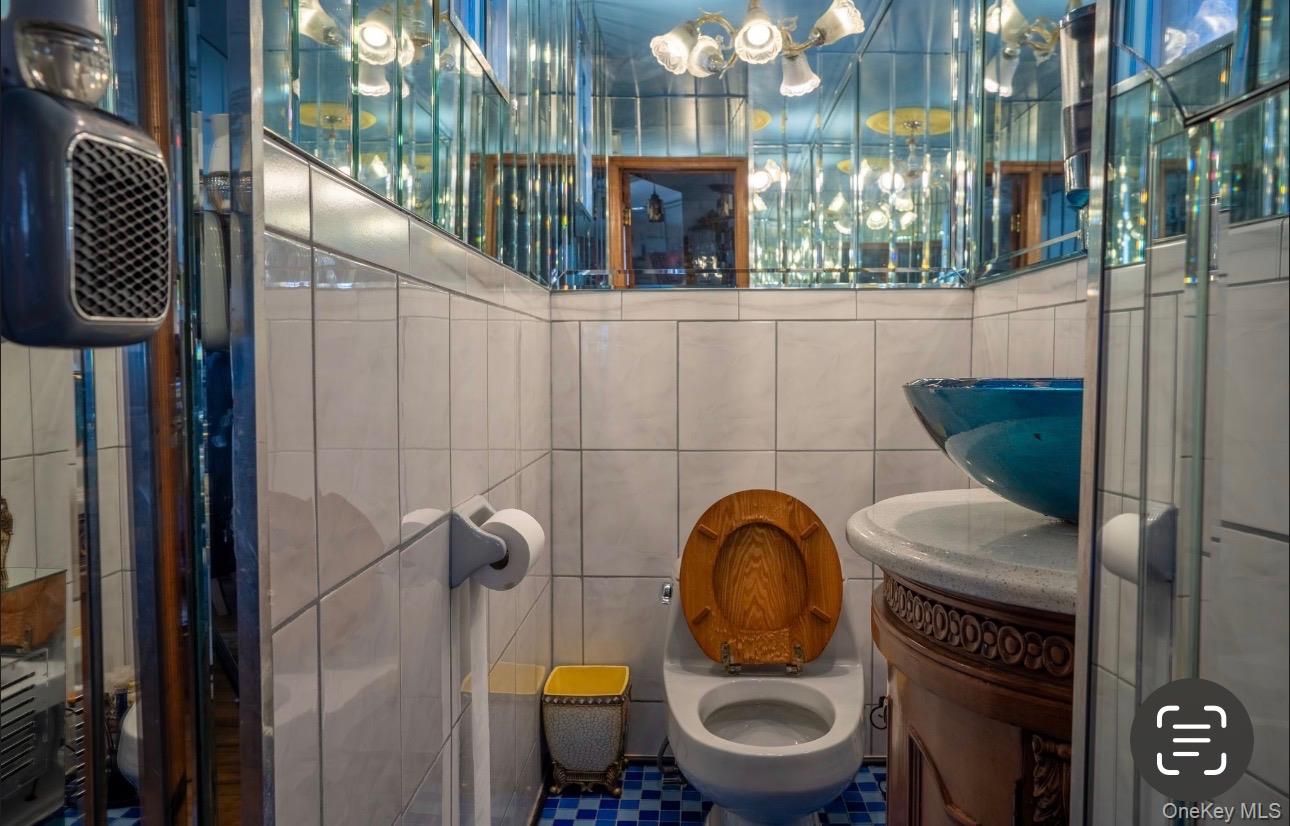 #11 photo, 9728 130th Street, কুইন্‌স Richmond Hill , NY 11419