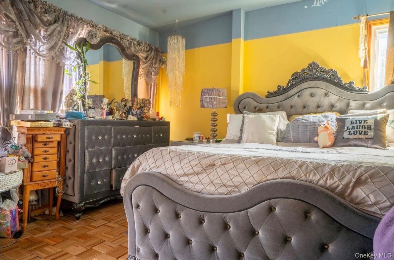 #5 photo, 9728 130th Street, কুইন্‌স Richmond Hill , NY 11419