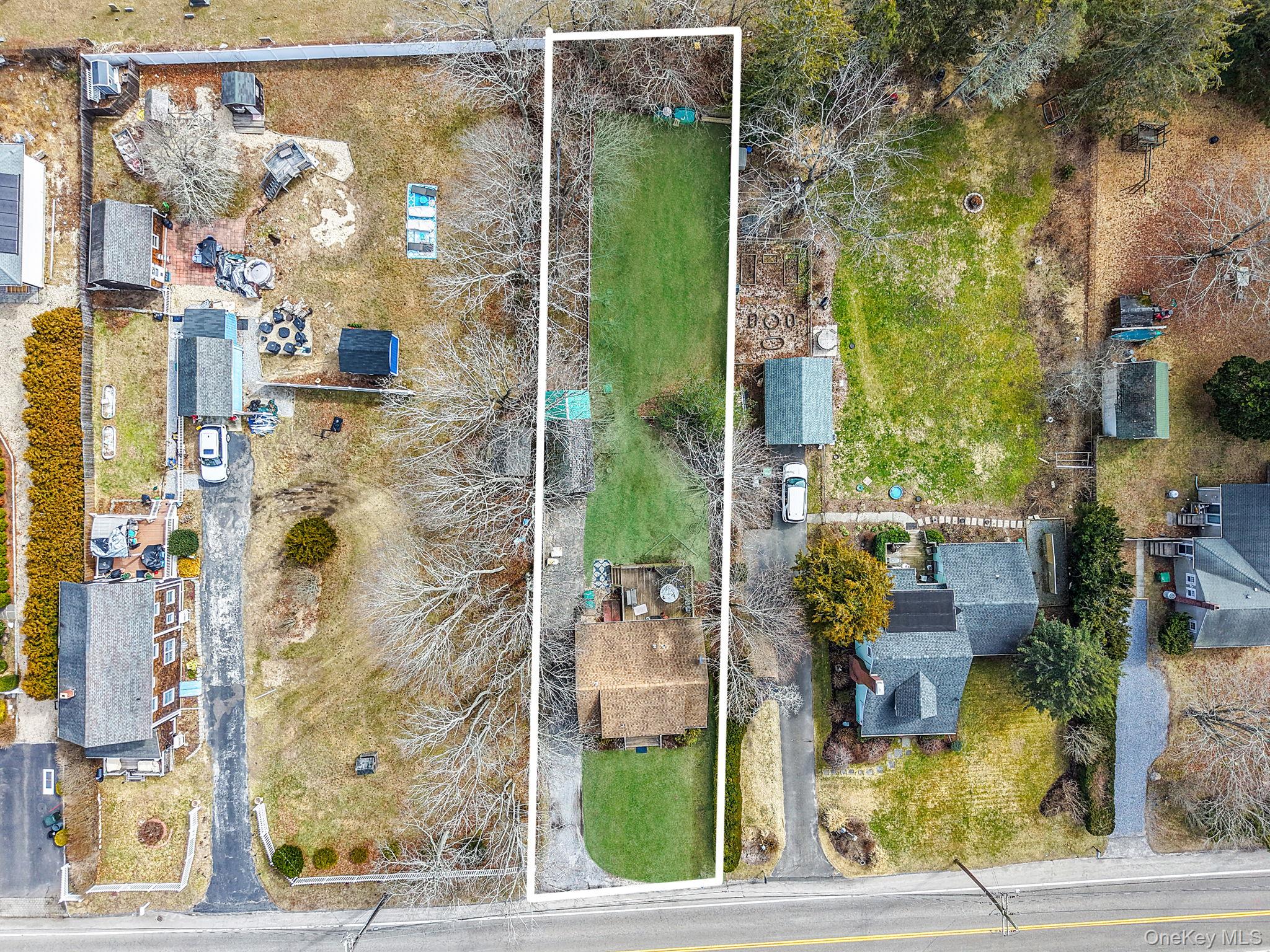 #4 photo, 14 Tuttle Avenue, সাফোক কাউন্টি Eastport , NY 11941