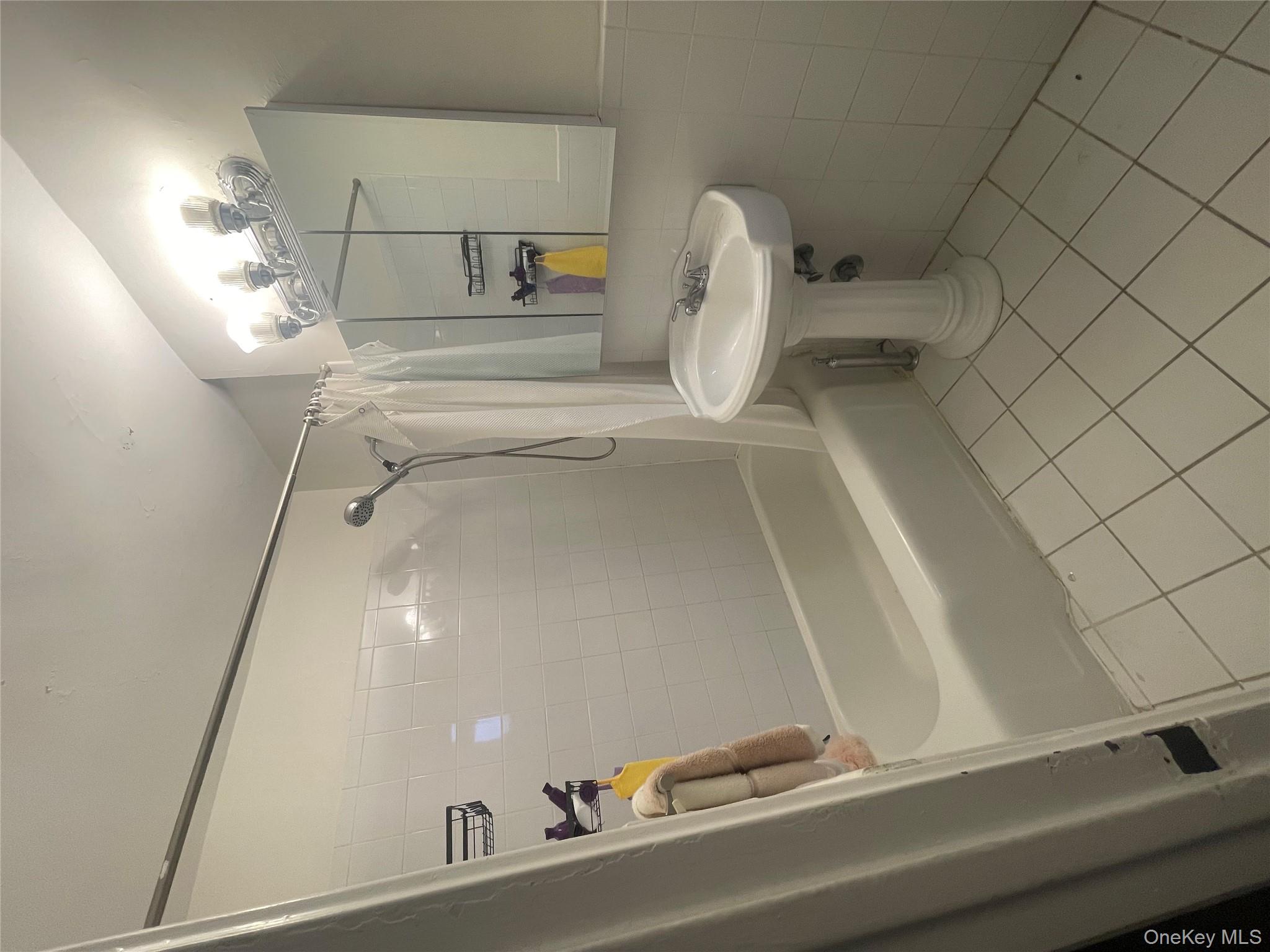 #7 photo, 150-20 71st Avenue, কুইন্‌স Kew Garden Hills , NY 11367