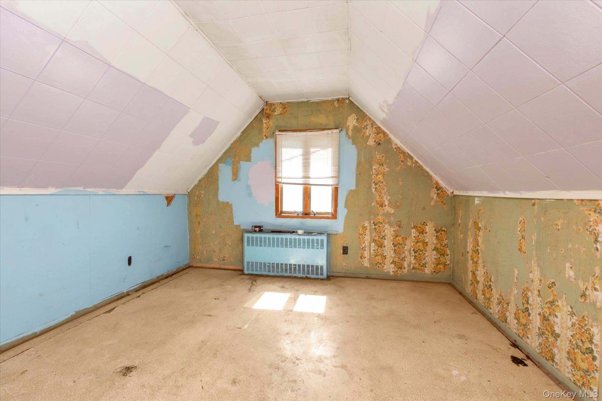 #19 photo, 120 W 19th Street, Deer Park , NY 11729