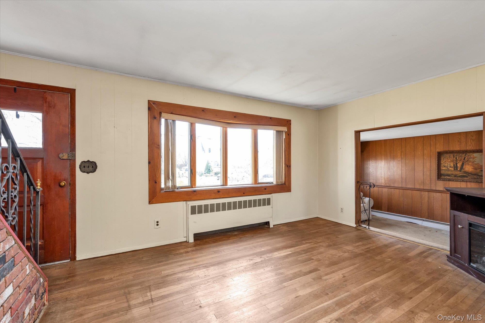 #3 photo, 120 W 19th Street, Deer Park , NY 11729