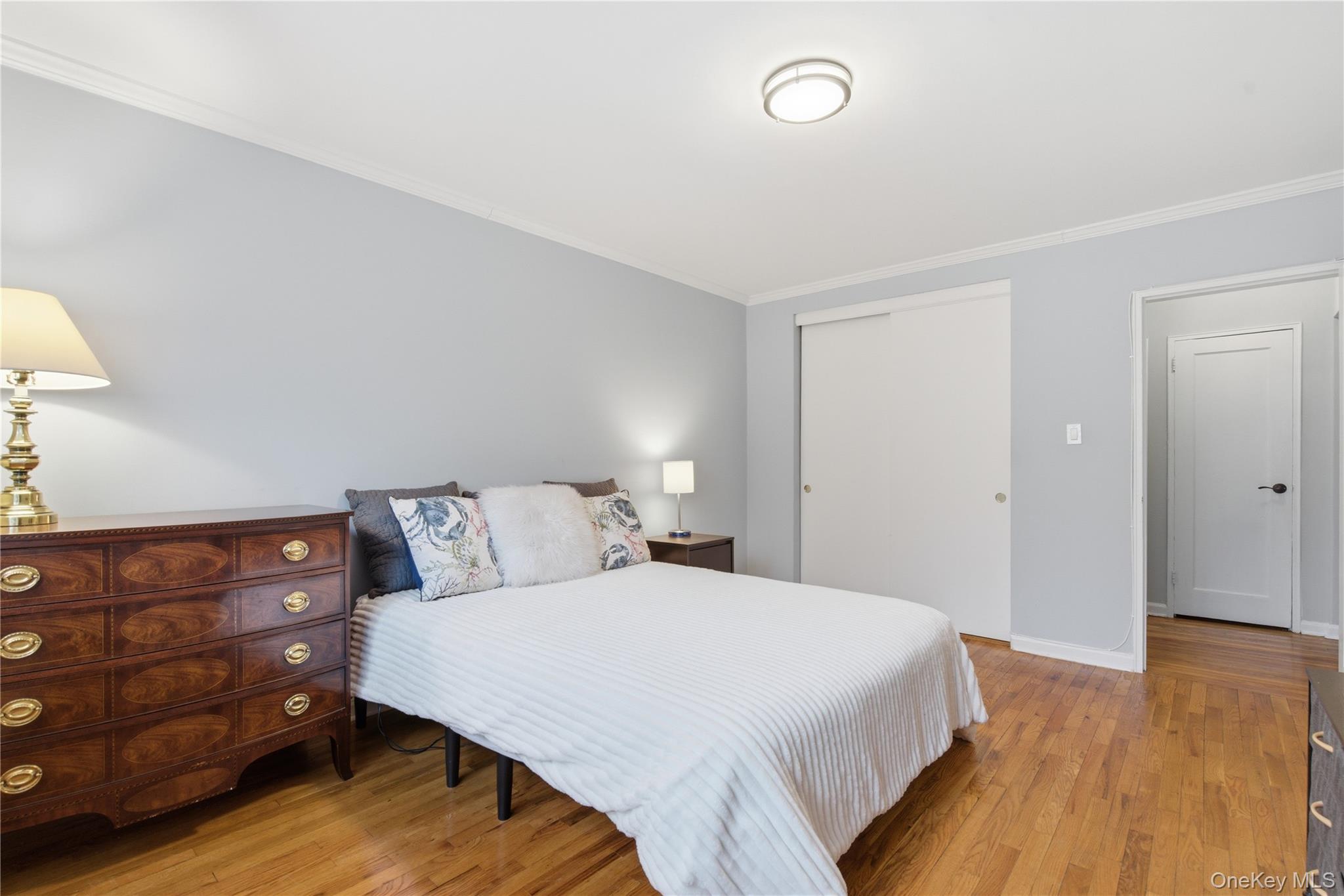 #10 photo, 22 Nathan Hale Drive, সাফোক কাউন্টি Huntington , NY 11743