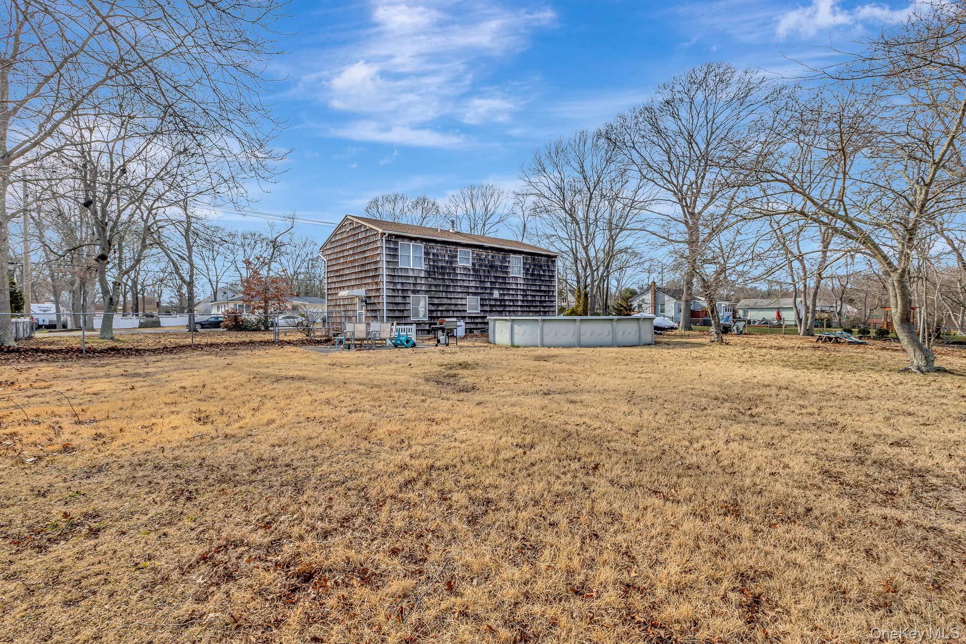 #12 photo, 191 Hawthorne Street, সাফোক কাউন্টি Mastic , NY 11950