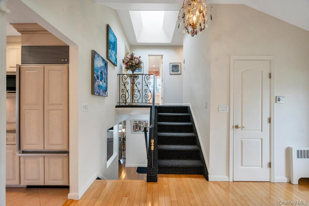 #12 photo, 4 Brooks Street, Hicksville , NY 11801