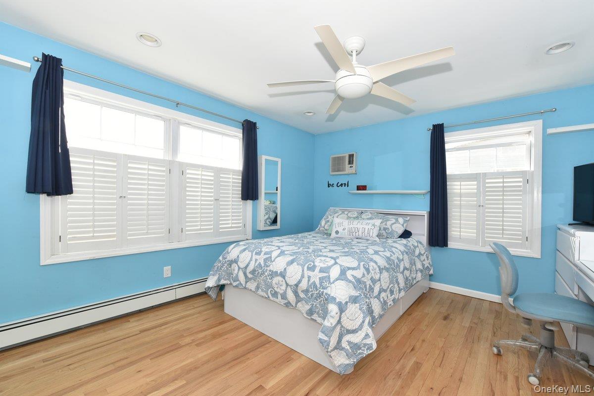 #13 photo, 105 Dow Avenue, 롱 아일랜드 Mineola , NY 11501