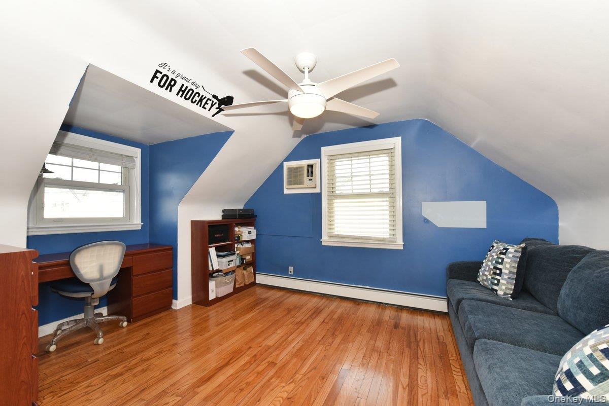 #14 photo, 105 Dow Avenue, 롱 아일랜드 Mineola , NY 11501