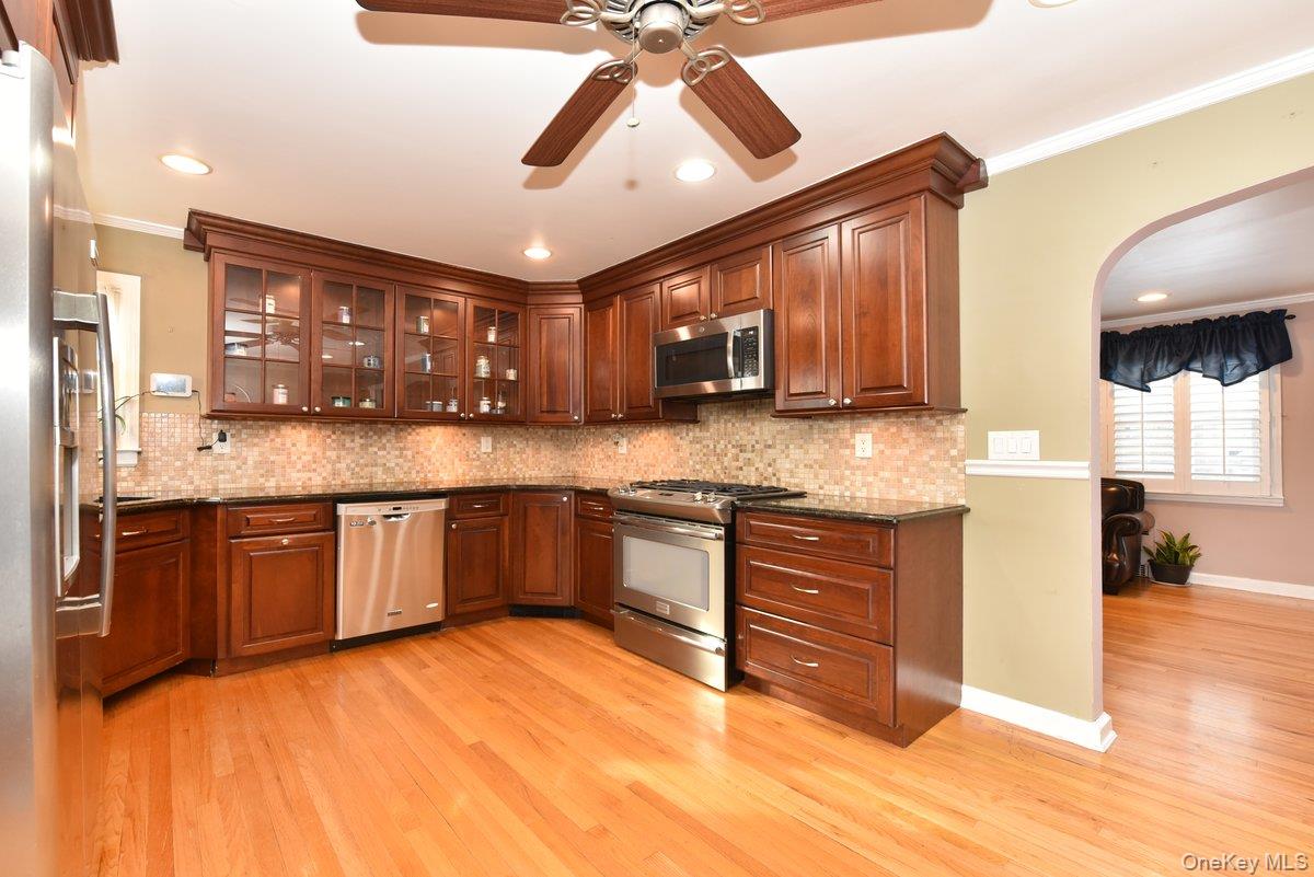 #5 photo, 105 Dow Avenue, 롱 아일랜드 Mineola , NY 11501