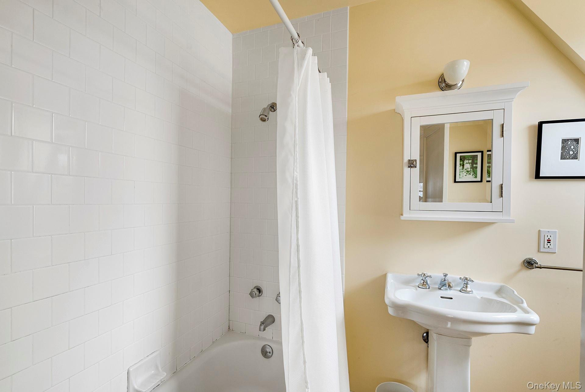 #11 photo, 150 King Street, সাফোক কাউন্টি New Suffolk , NY 11956