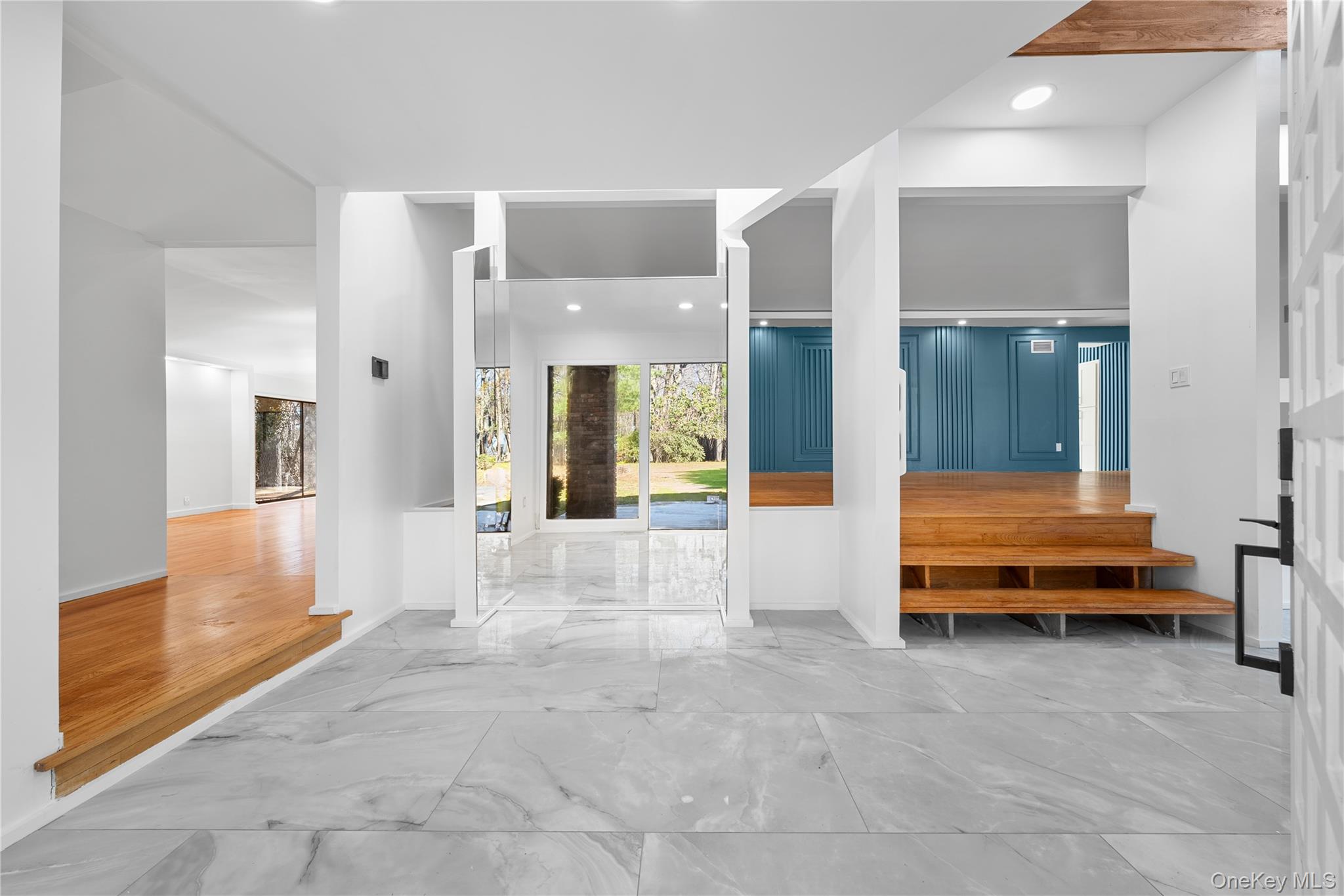 #7 photo, 12 Lost Meadow Lane, সাফোক কাউন্টি Port Jefferson , NY 11777