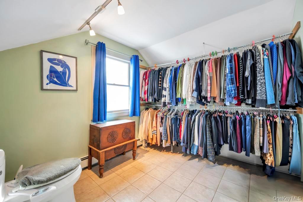 #13 photo, 46 Walter Avenue, নাসাউ কাউন্টি Hicksville , NY 11801