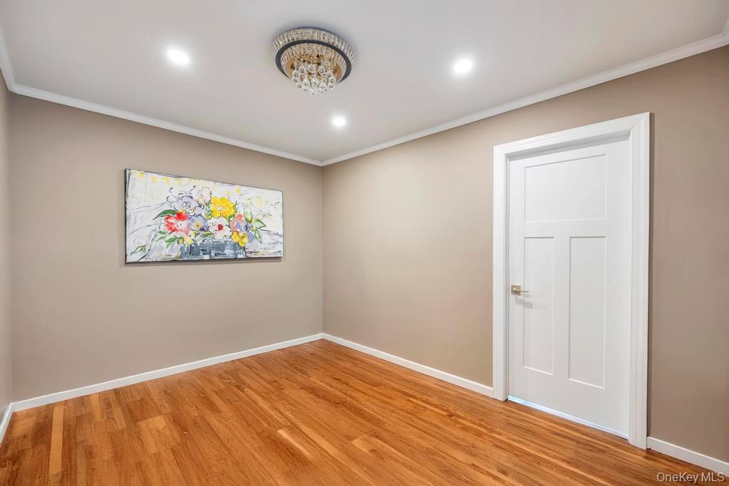 #14 photo, 46 Walter Avenue, নাসাউ কাউন্টি Hicksville , NY 11801