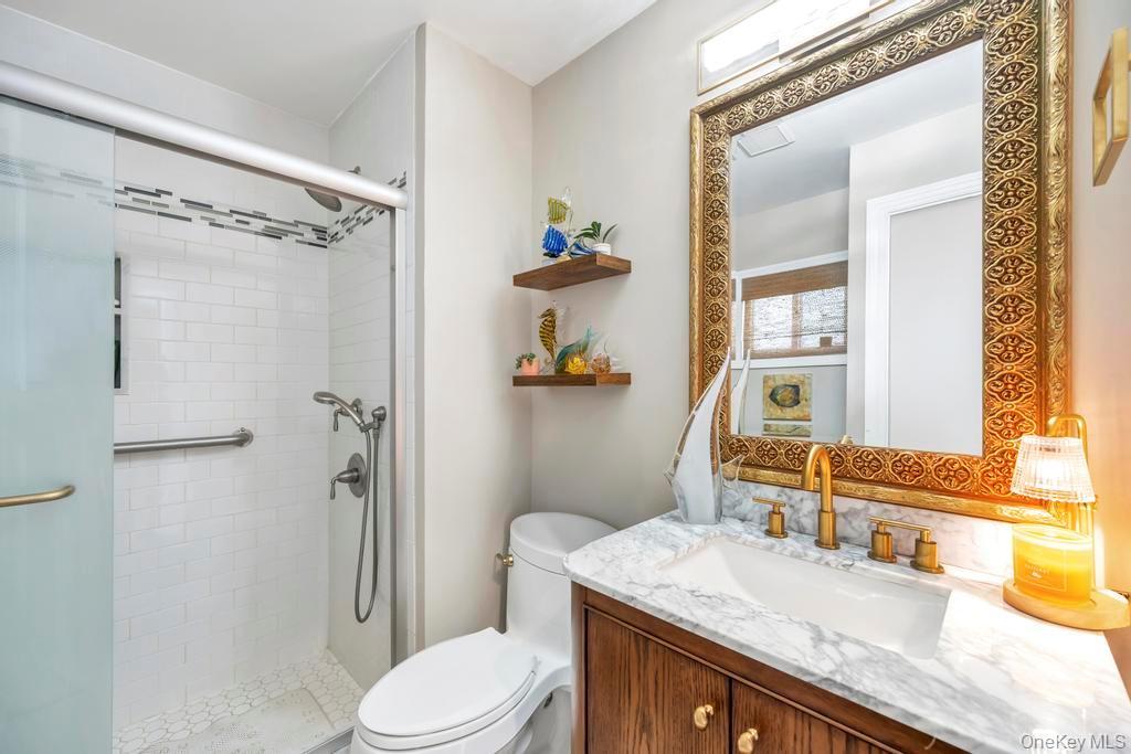 #15 photo, 46 Walter Avenue, নাসাউ কাউন্টি Hicksville , NY 11801