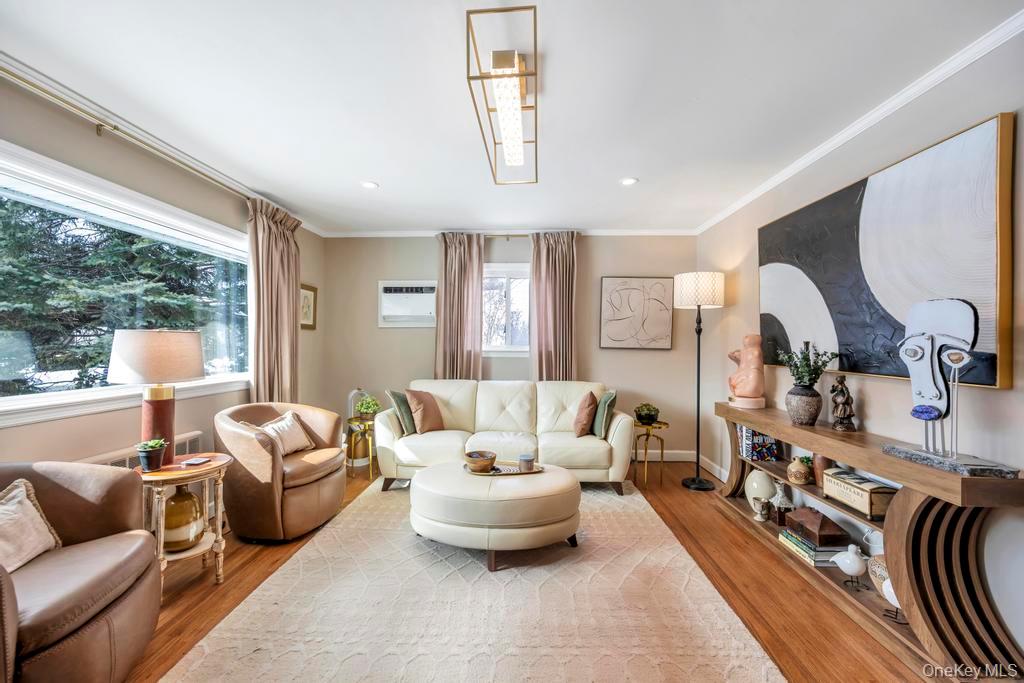 #7 photo, 46 Walter Avenue, নাসাউ কাউন্টি Hicksville , NY 11801