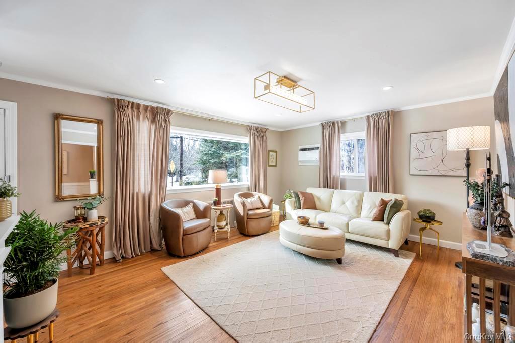 #8 photo, 46 Walter Avenue, নাসাউ কাউন্টি Hicksville , NY 11801