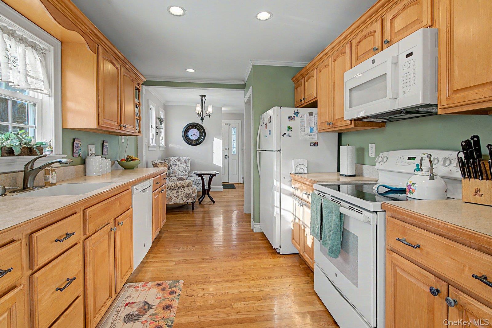 #11 photo, 72 Harris Street, 롱 아일랜드 Patchogue , NY 11772