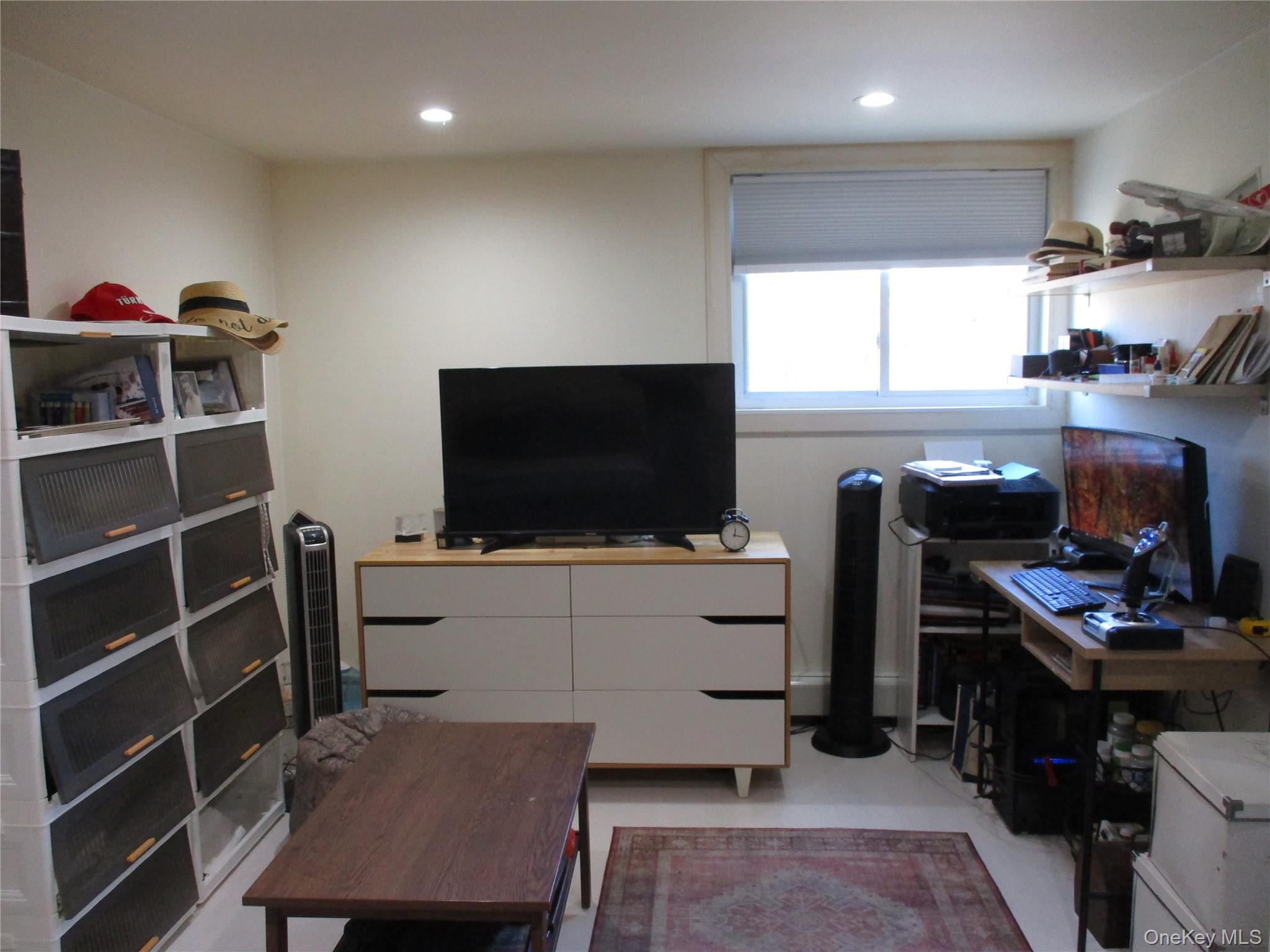 #19 photo, 39 Split Cedar Drive, সাফোক কাউন্টি Islandia , NY 11749