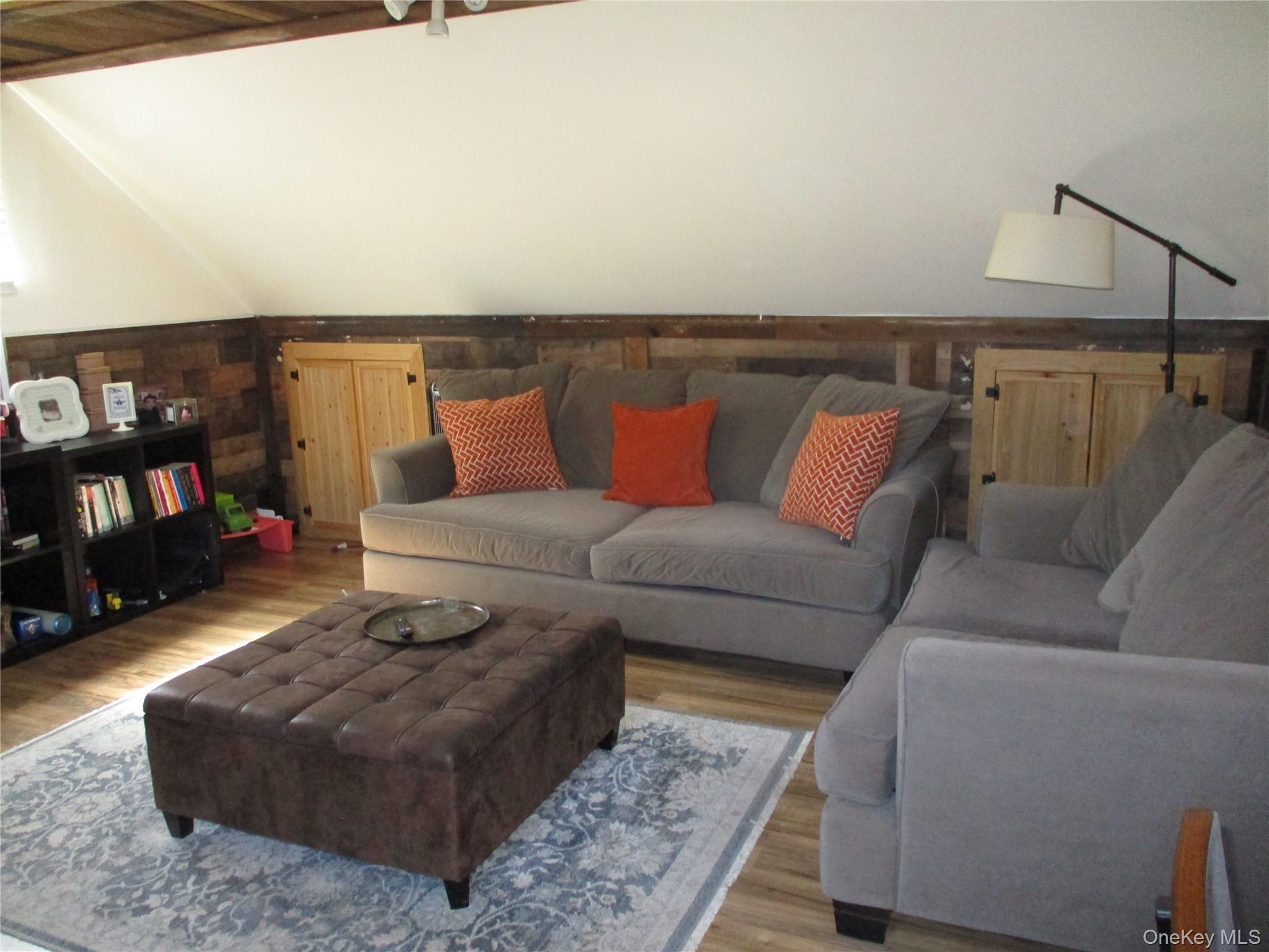 #20 photo, 39 Split Cedar Drive, সাফোক কাউন্টি Islandia , NY 11749