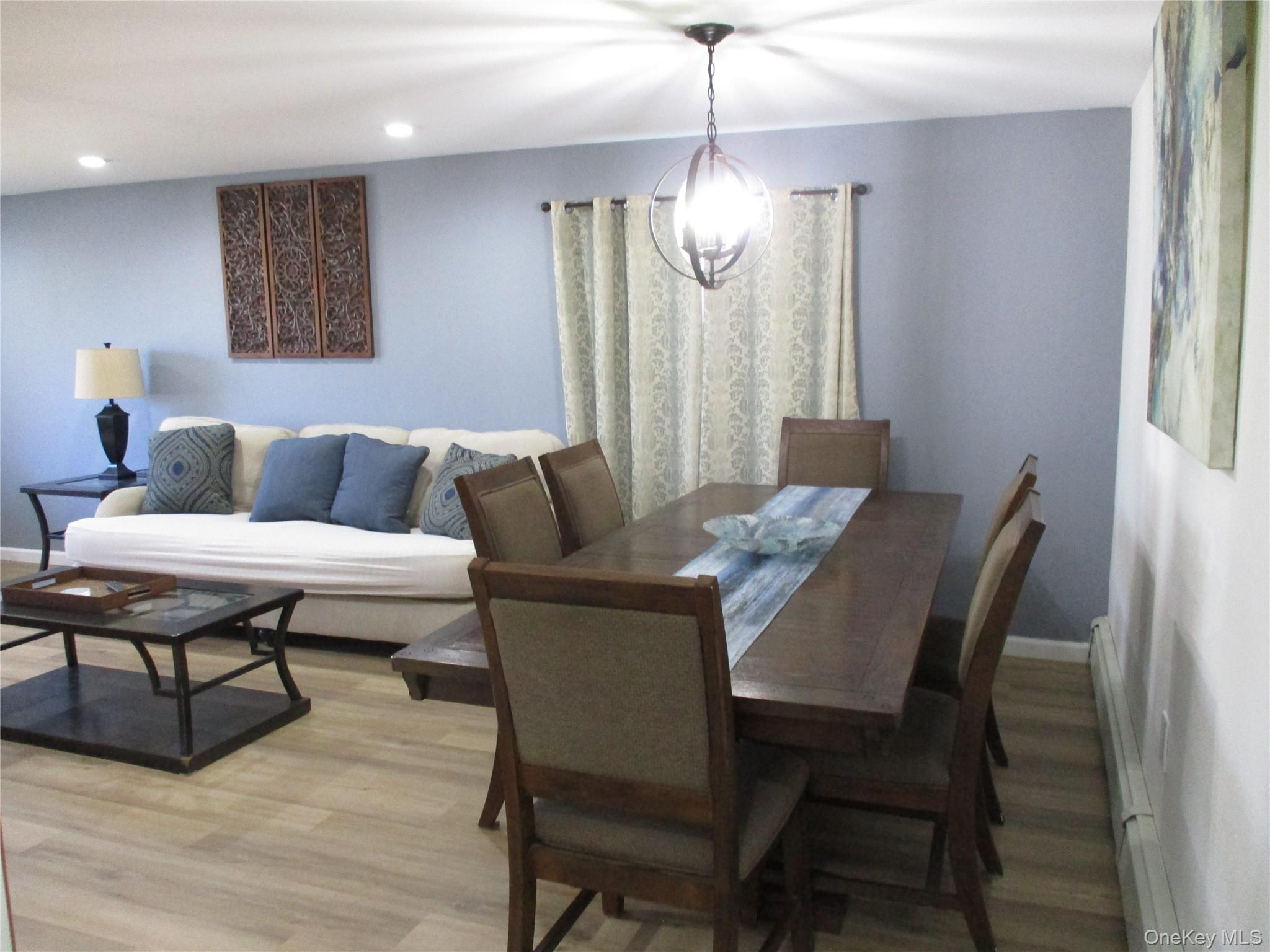 #8 photo, 39 Split Cedar Drive, সাফোক কাউন্টি Islandia , NY 11749