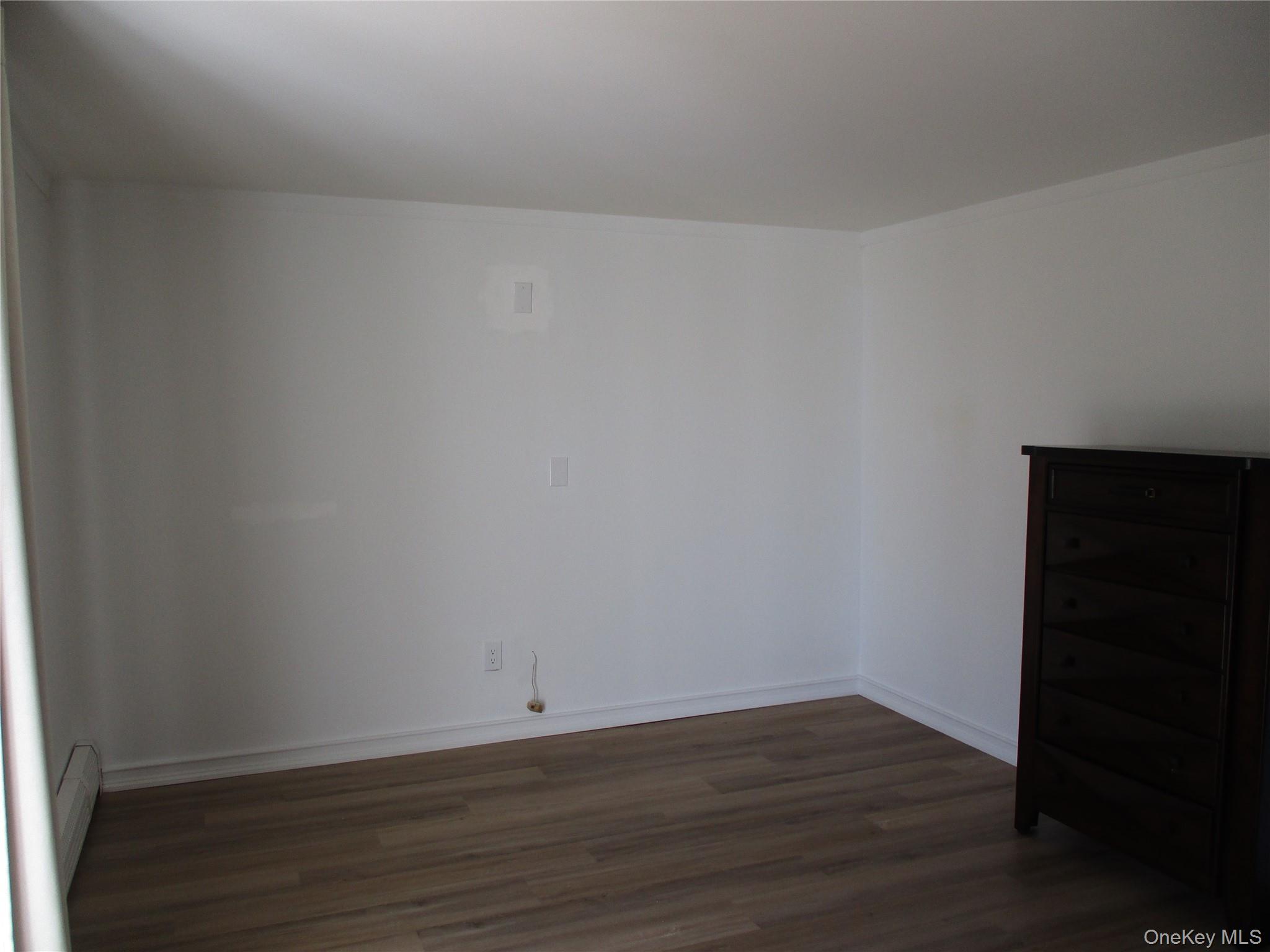 #9 photo, 39 Split Cedar Drive, সাফোক কাউন্টি Islandia , NY 11749