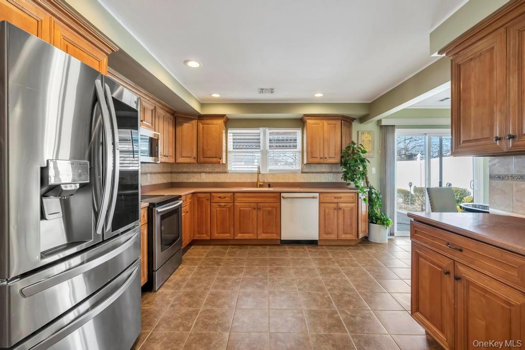 #4 photo, 4312 Ava Road, নাসাউ কাউন্টি Bethpage , NY 11714