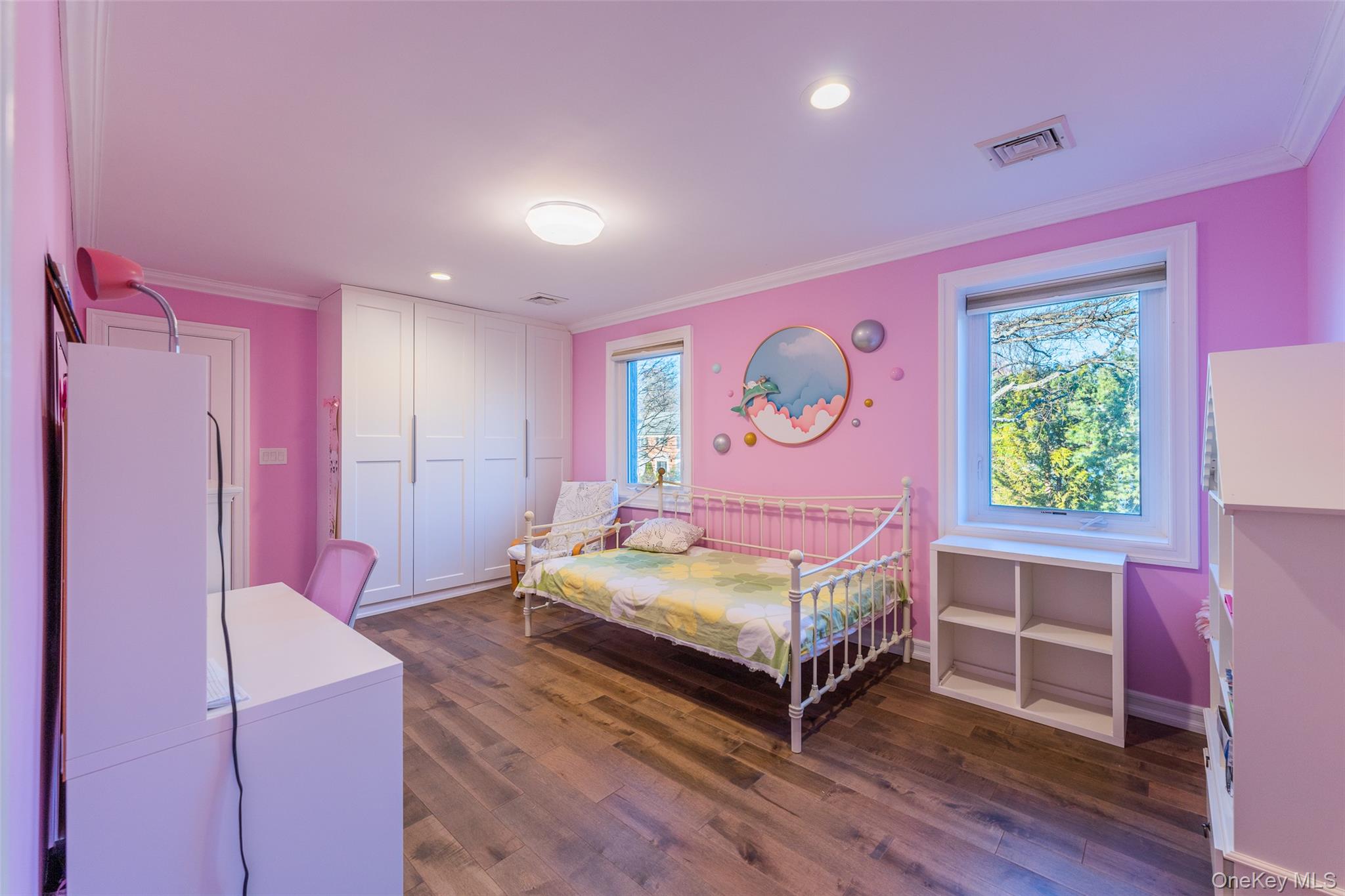 #17 photo, 18 Robin Way, Great Neck , NY 11021