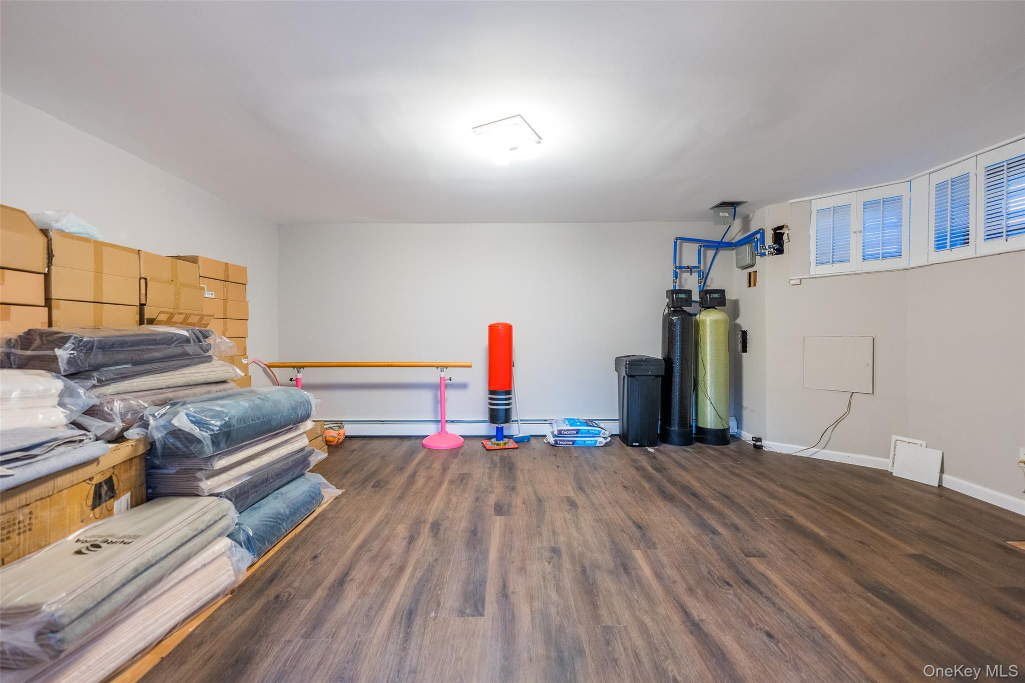 #20 photo, 18 Robin Way, Great Neck , NY 11021