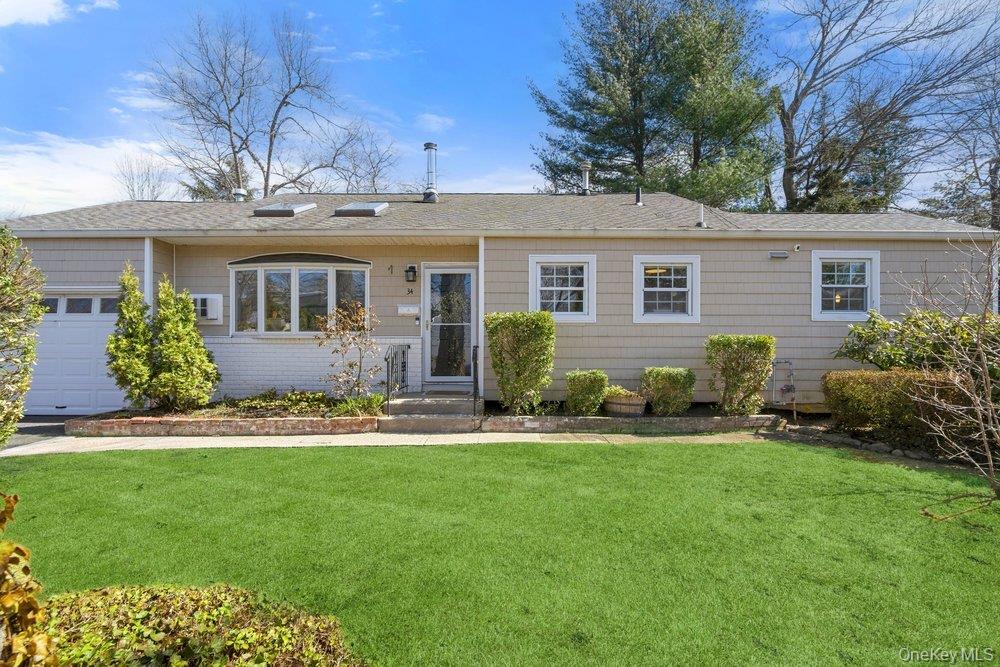 #3 photo, 34 Foxwood Drive, সাফোক কাউন্টি Huntington Station , NY 11746