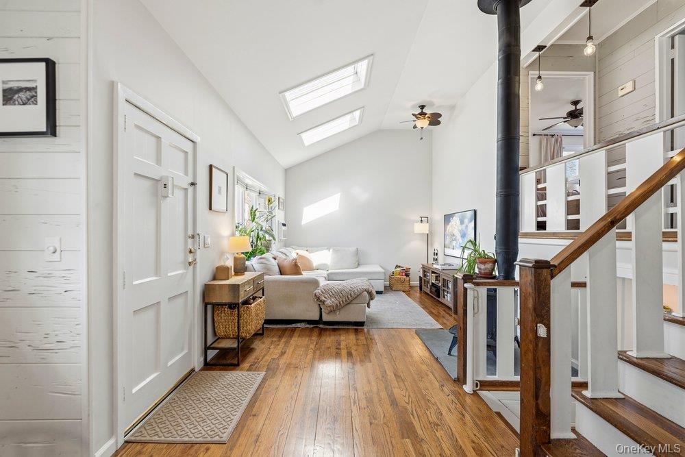 #4 photo, 34 Foxwood Drive, সাফোক কাউন্টি Huntington Station , NY 11746