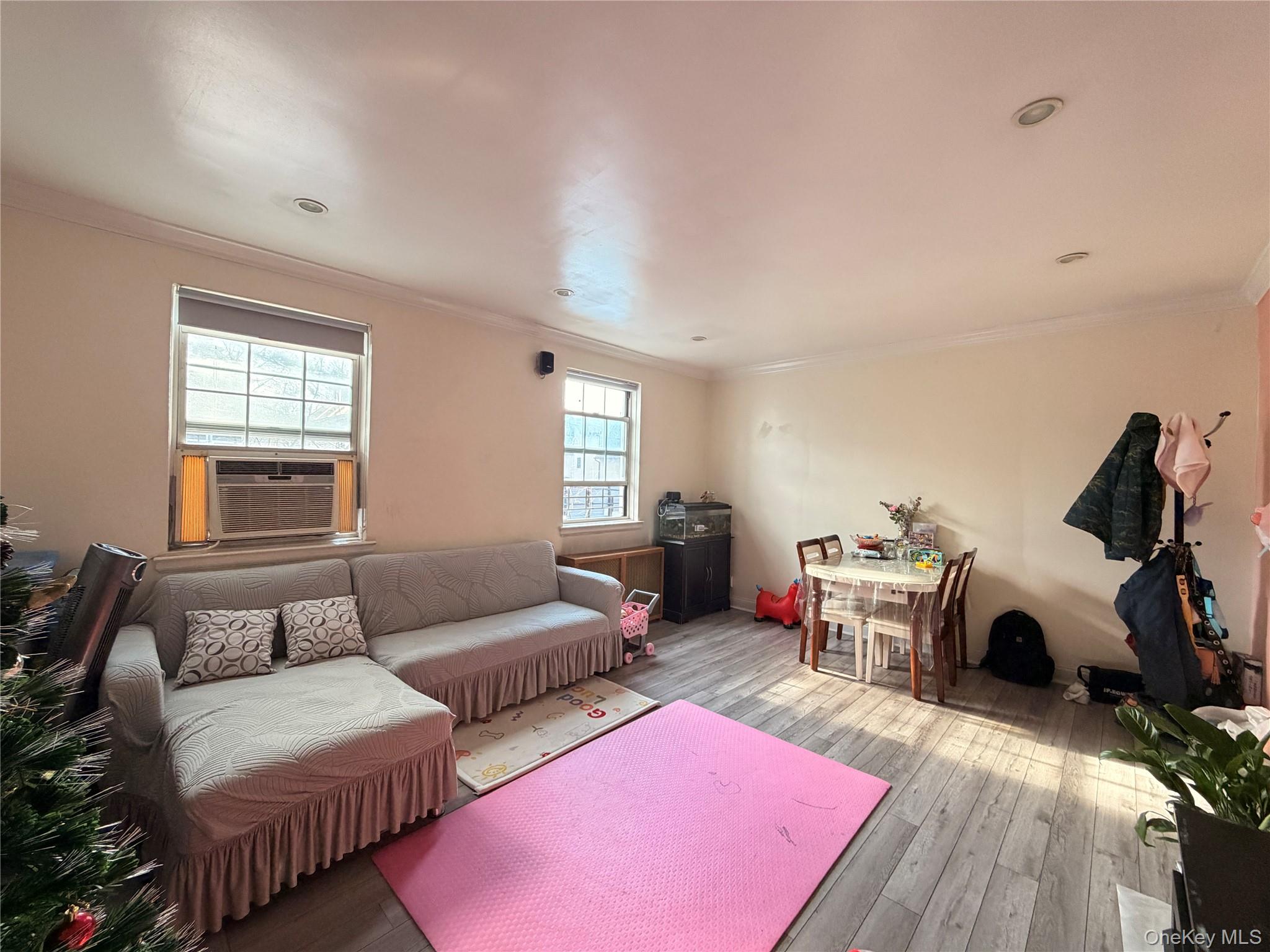 #11 photo, 138-22 78th Avenue, কুইন্‌স Kew Garden Hills , NY 11367