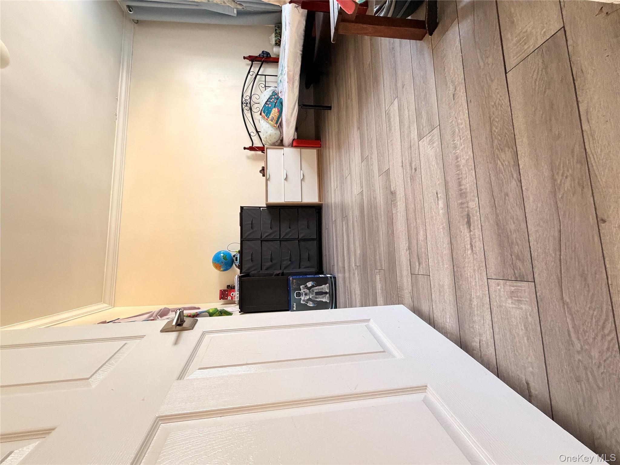 #3 photo, 138-22 78th Avenue, কুইন্‌স Kew Garden Hills , NY 11367