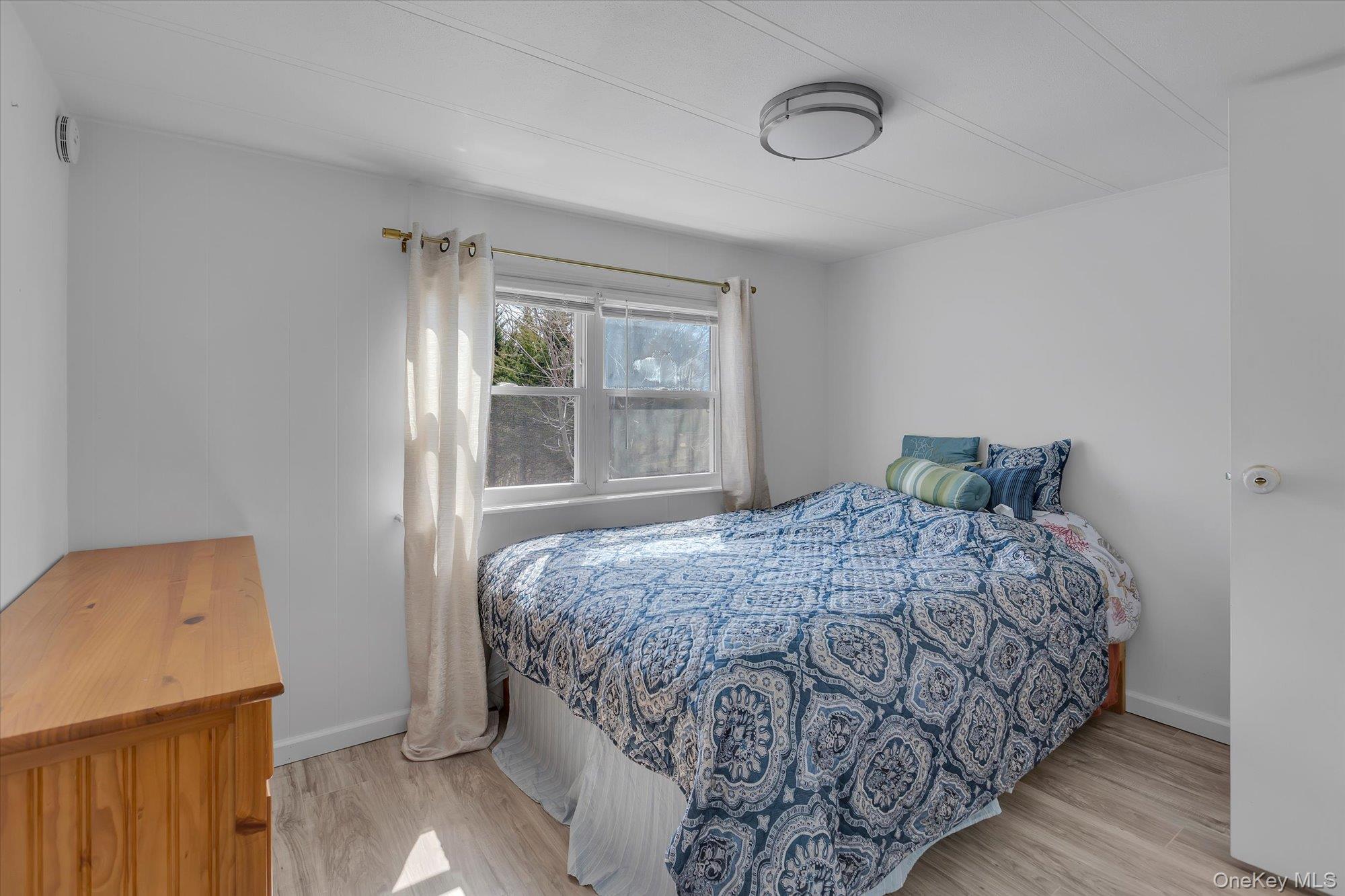 #10 photo, 74 Maple St, East Quogue , NY 11942