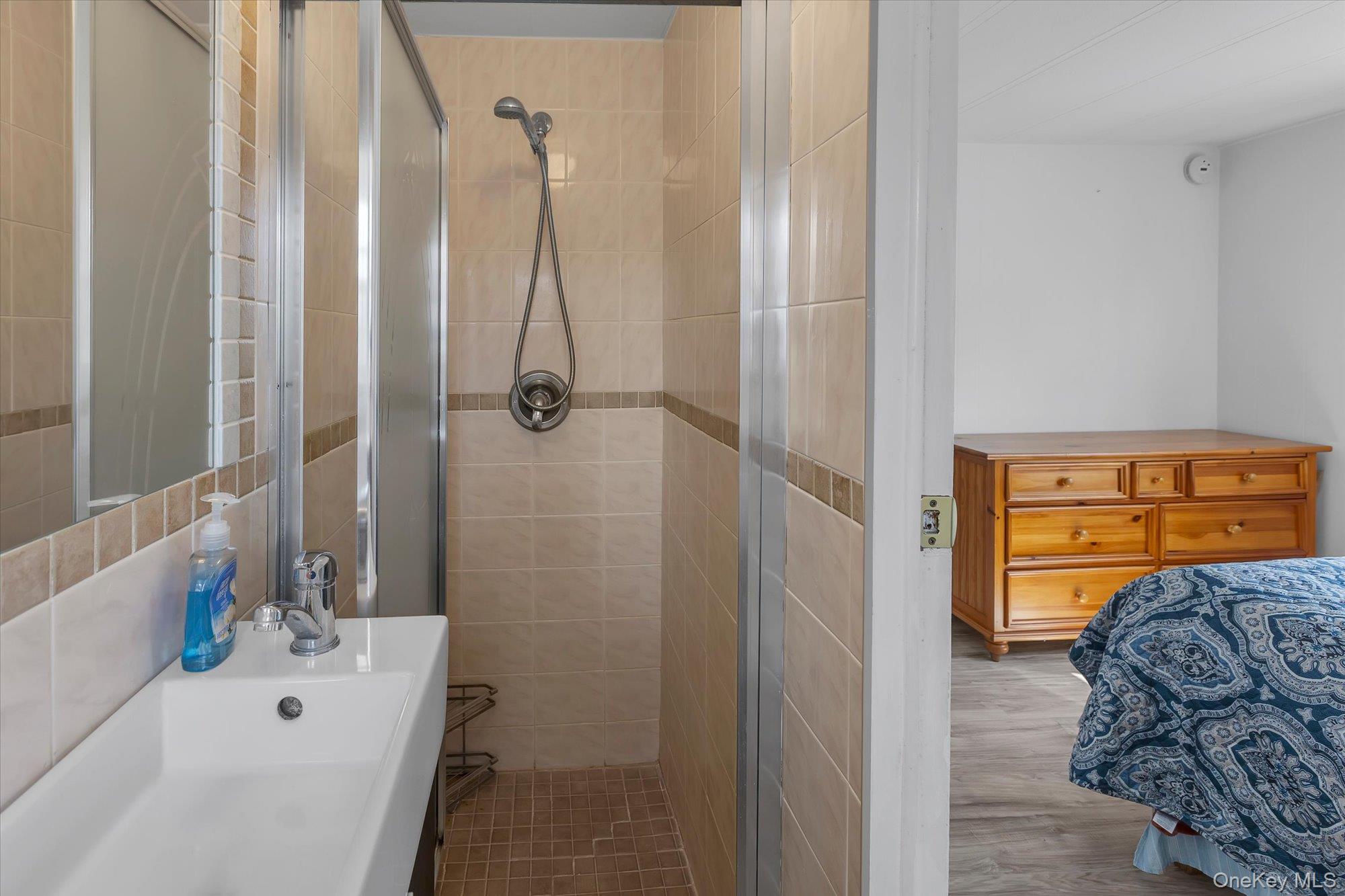 #11 photo, 74 Maple St, East Quogue , NY 11942