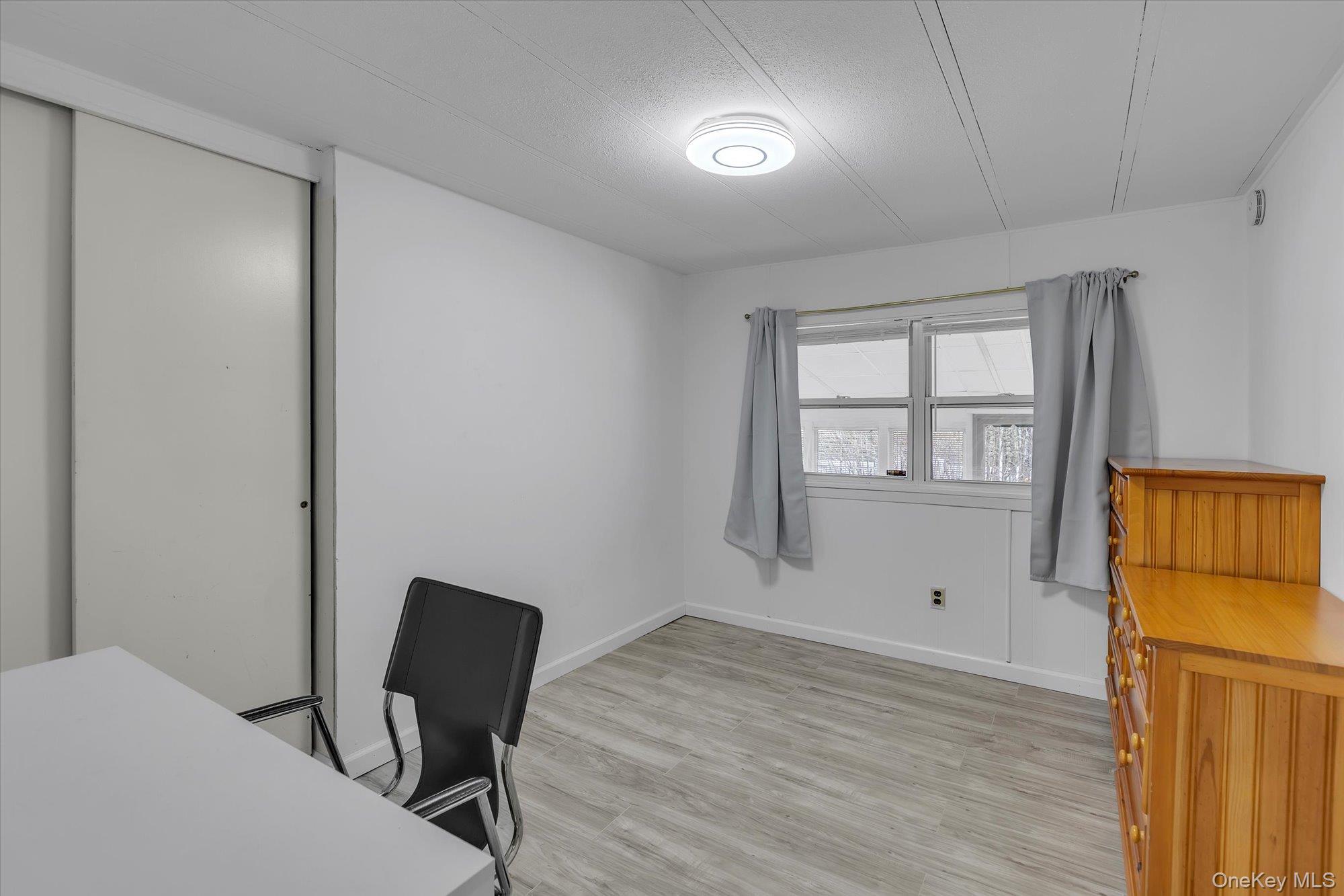 #7 photo, 74 Maple St, East Quogue , NY 11942