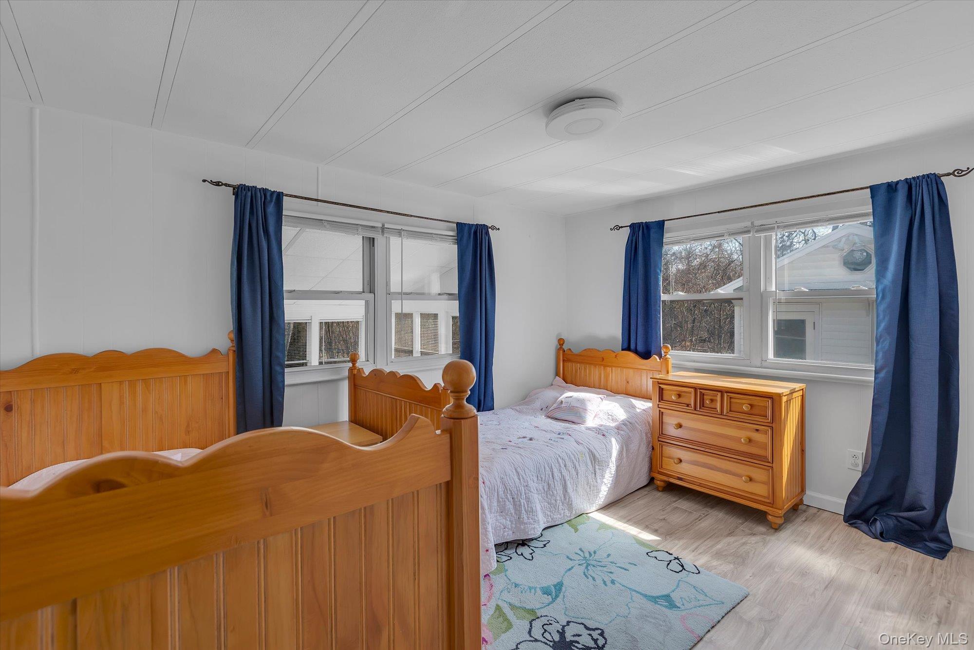 #9 photo, 74 Maple St, East Quogue , NY 11942