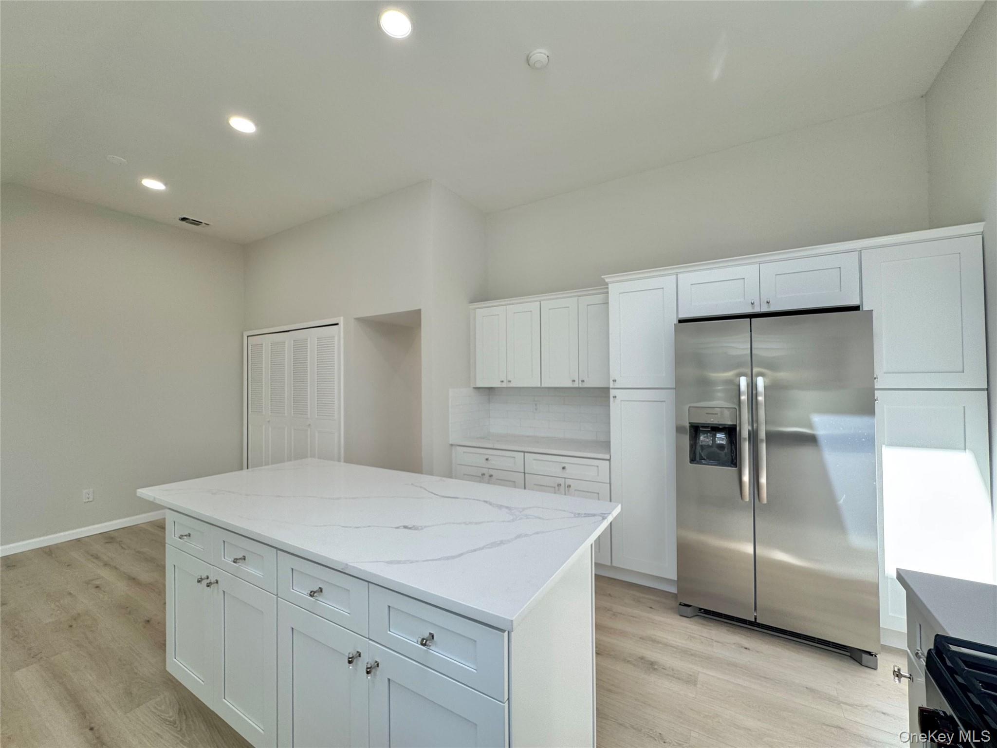 #11 photo, 188 River Drive, সাফোক কাউন্টি Moriches , NY 11955