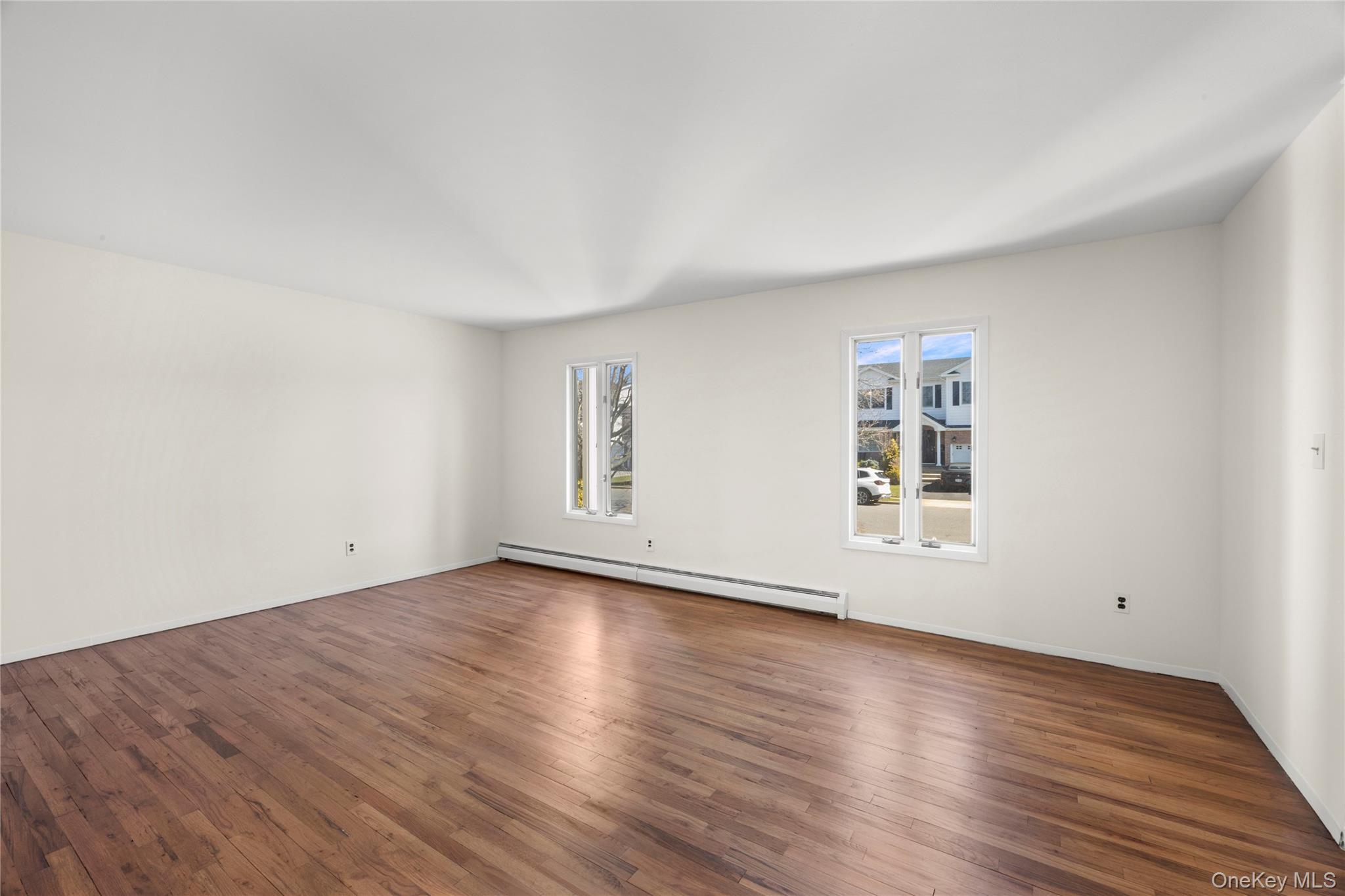 #4 photo, 3146 Lee Place, Bellmore , NY 11710