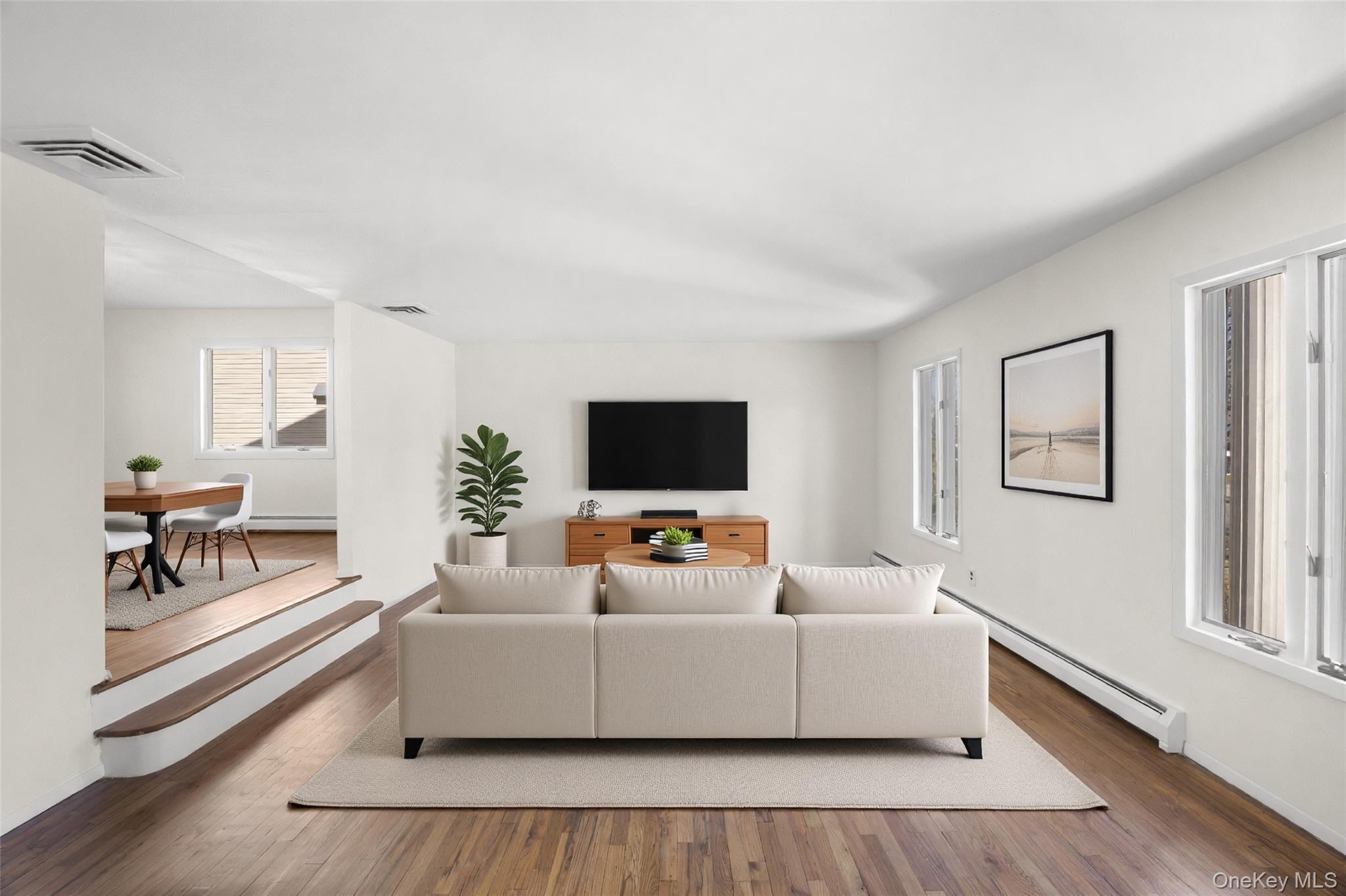 #5 photo, 3146 Lee Place, Bellmore , NY 11710