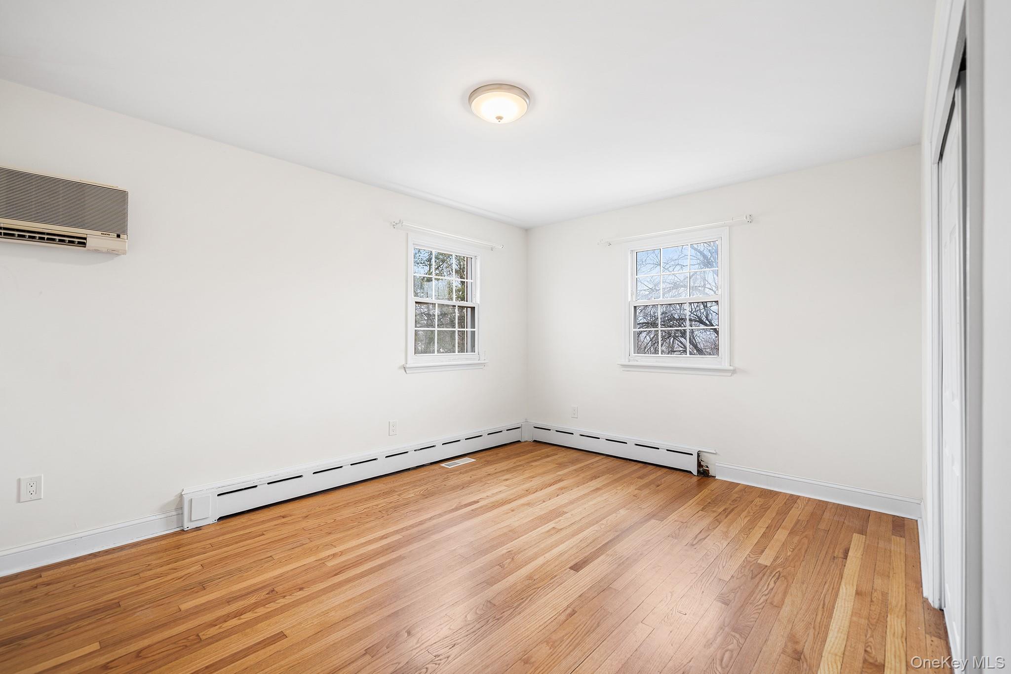 #11 photo, 9 Sunrise Terrace, Newburgh , NY 12553