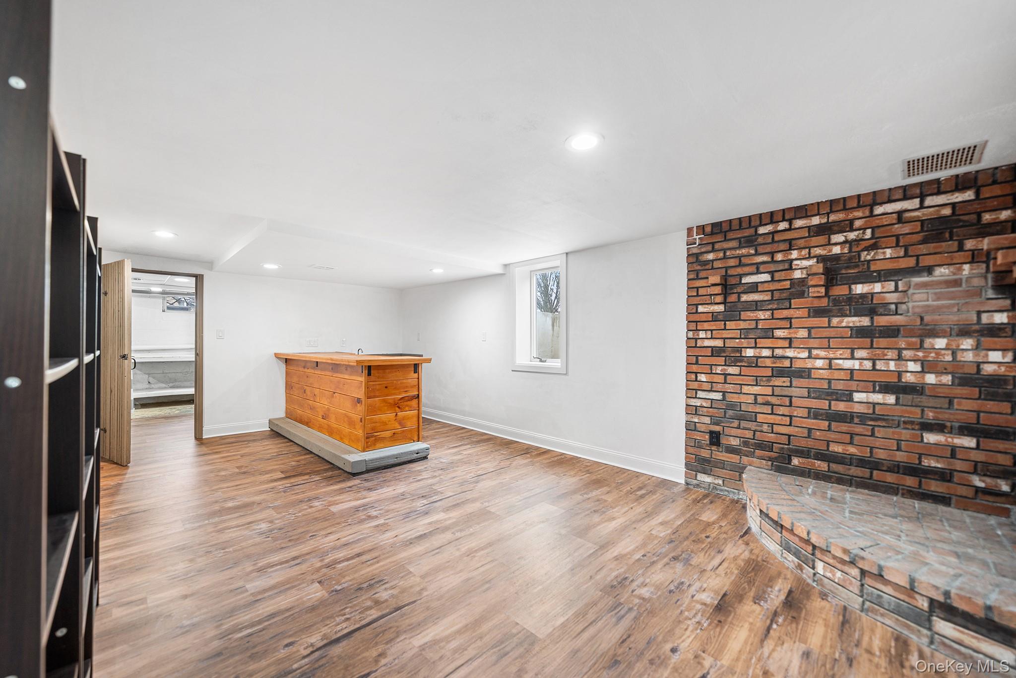 #18 photo, 9 Sunrise Terrace, Newburgh , NY 12553