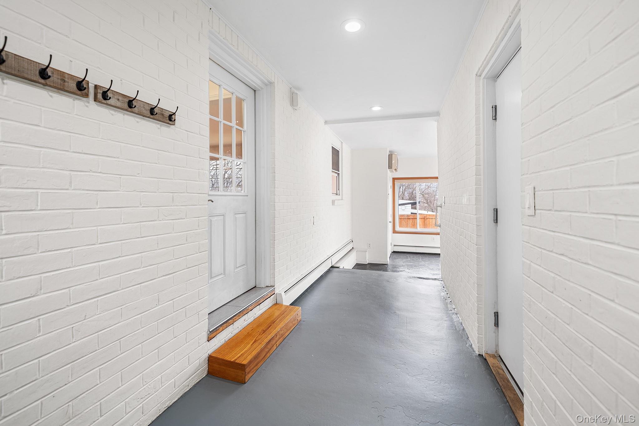 #3 photo, 9 Sunrise Terrace, Newburgh , NY 12553