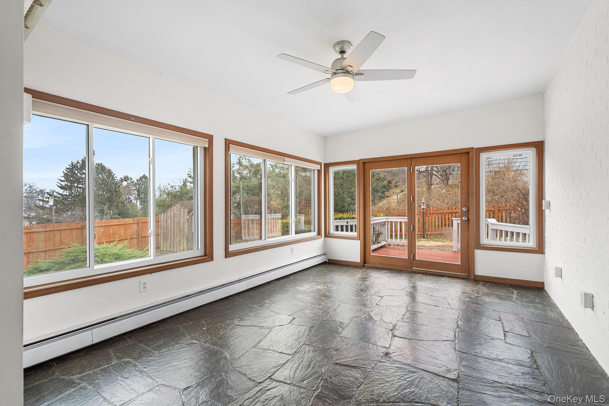 #4 photo, 9 Sunrise Terrace, Newburgh , NY 12553